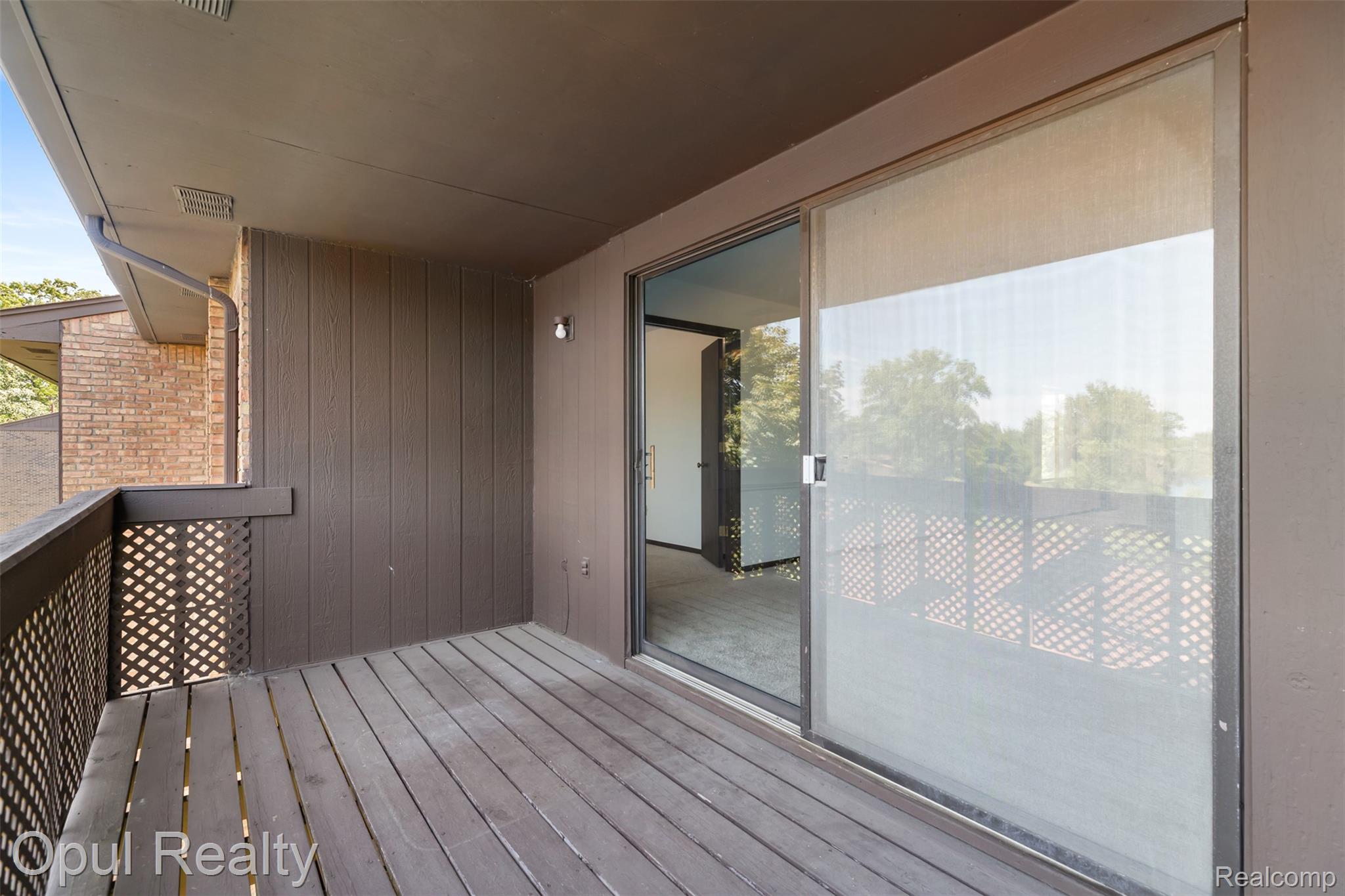 3961 Chablis Street Property Photo 28