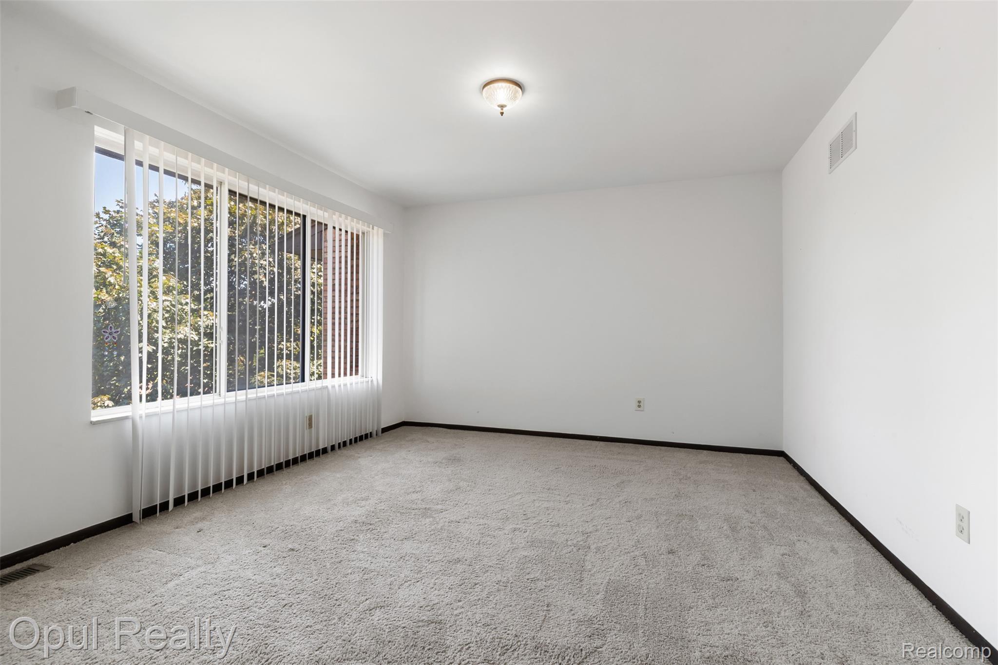 3961 Chablis Street Property Photo 29