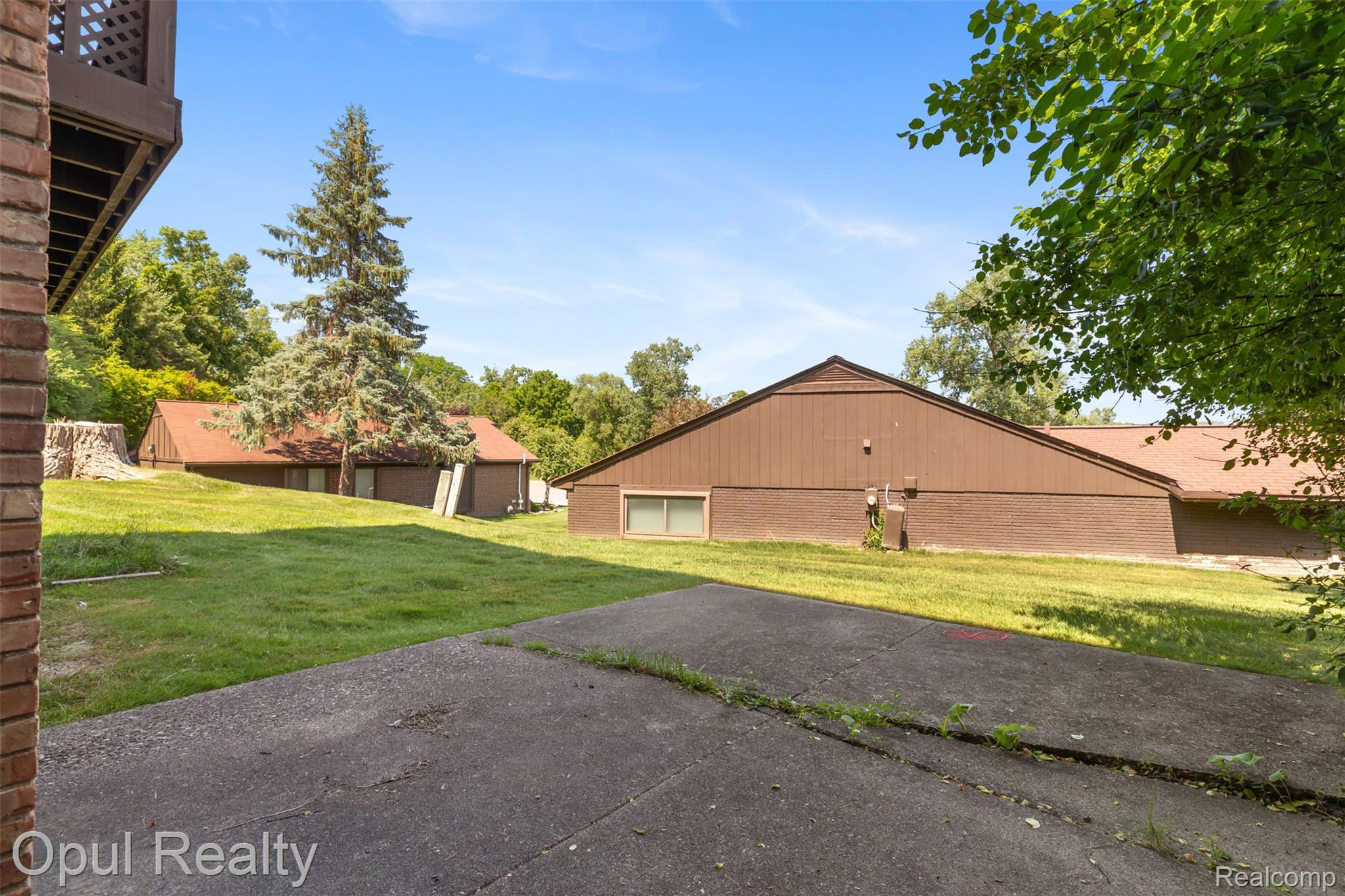 3961 Chablis Street Property Photo 39
