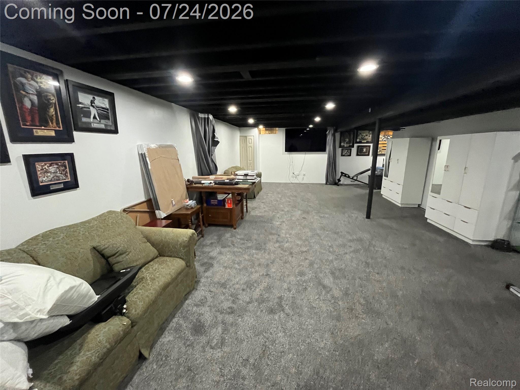 9045 Birch Pointe Drive Property Photo 27