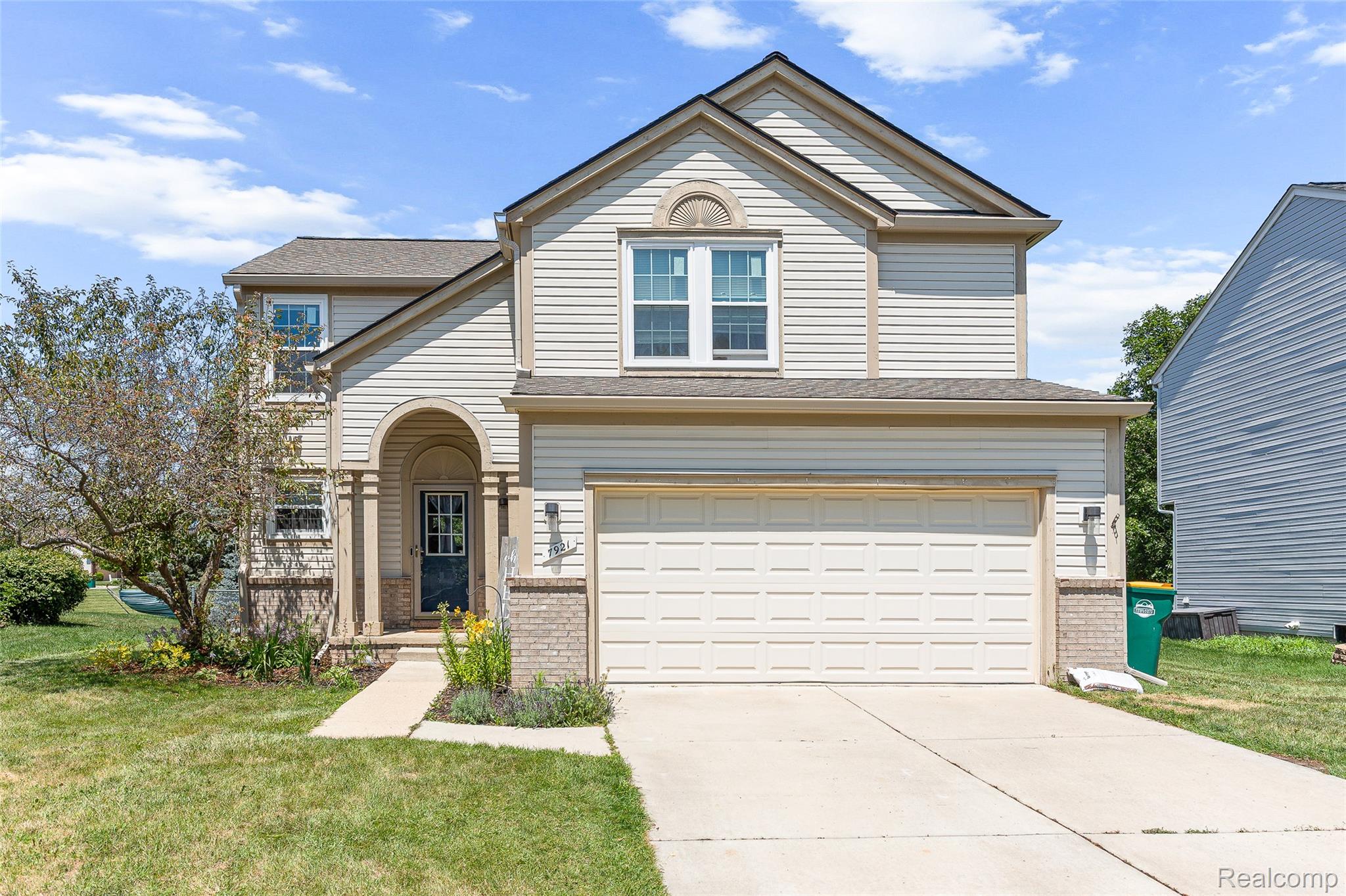 7921 Mallard Way Property Photo 1