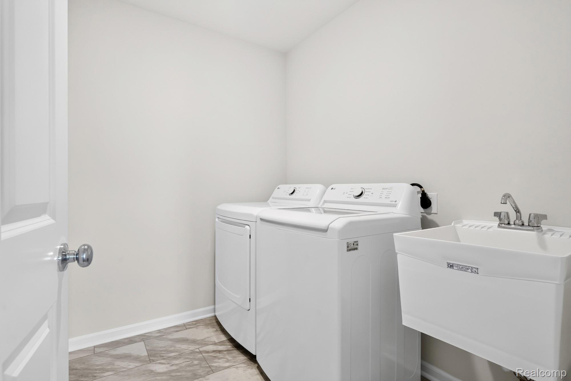 48430 Shagbark Lane Property Photo 25