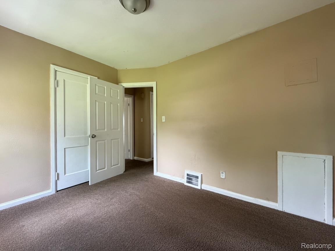 15935 Normandy Street Property Photo 13