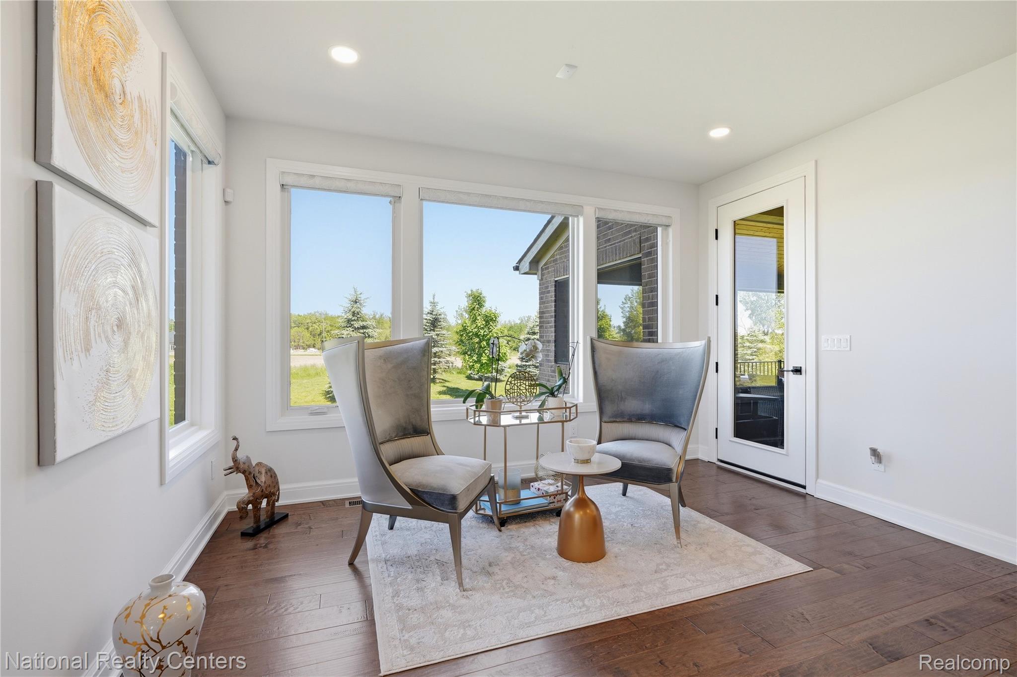 3142 Holburn Court Property Photo 18