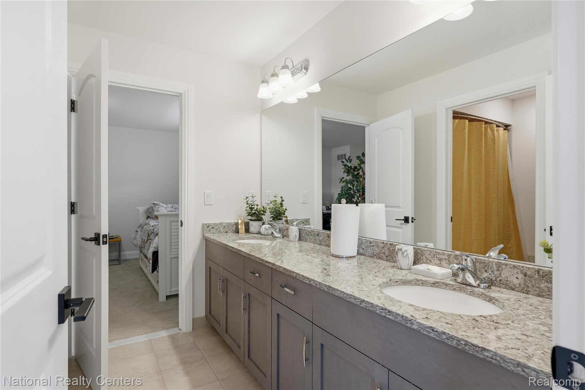 3142 Holburn Court Property Photo 29
