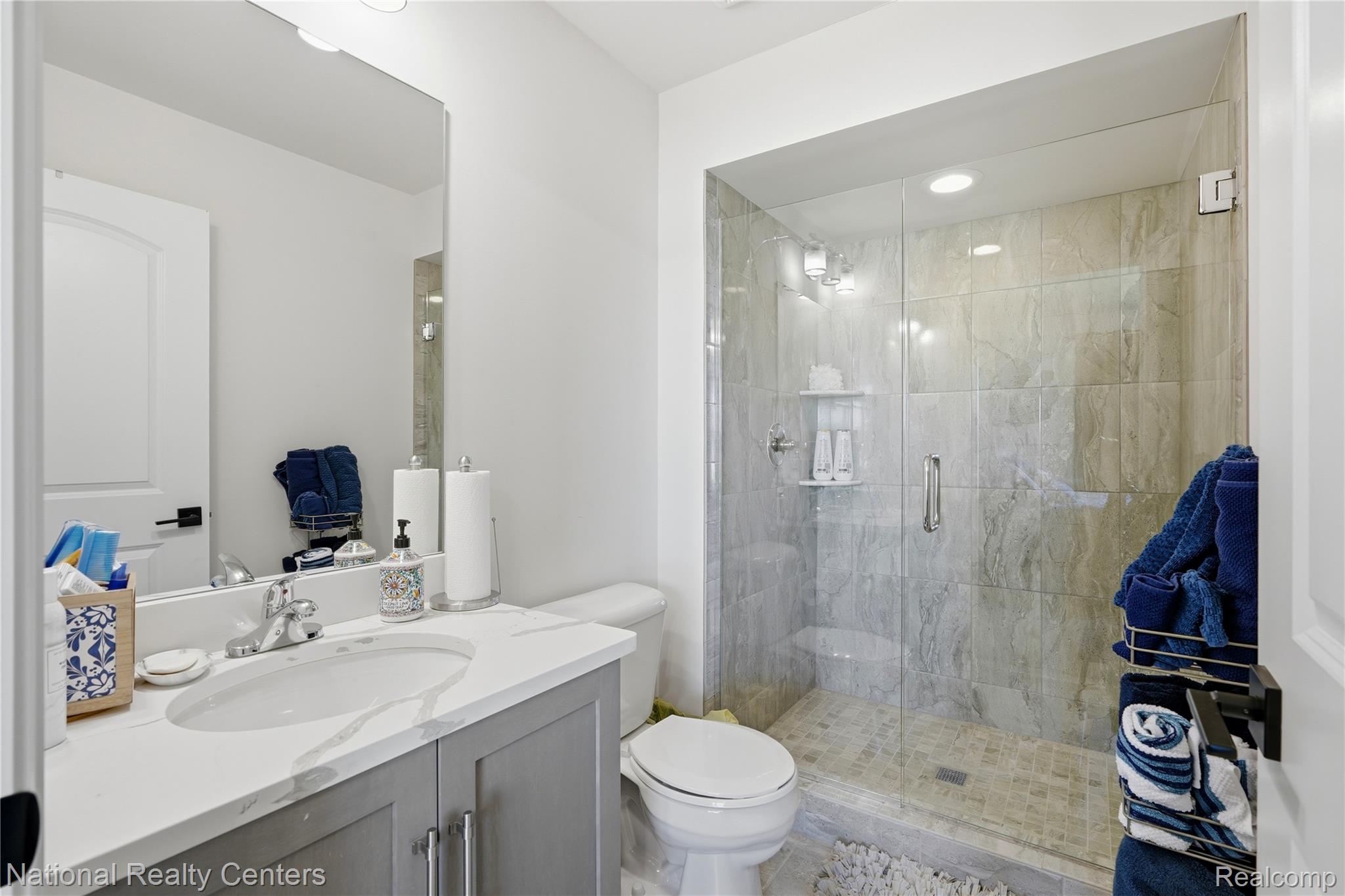 3142 Holburn Court Property Photo 33