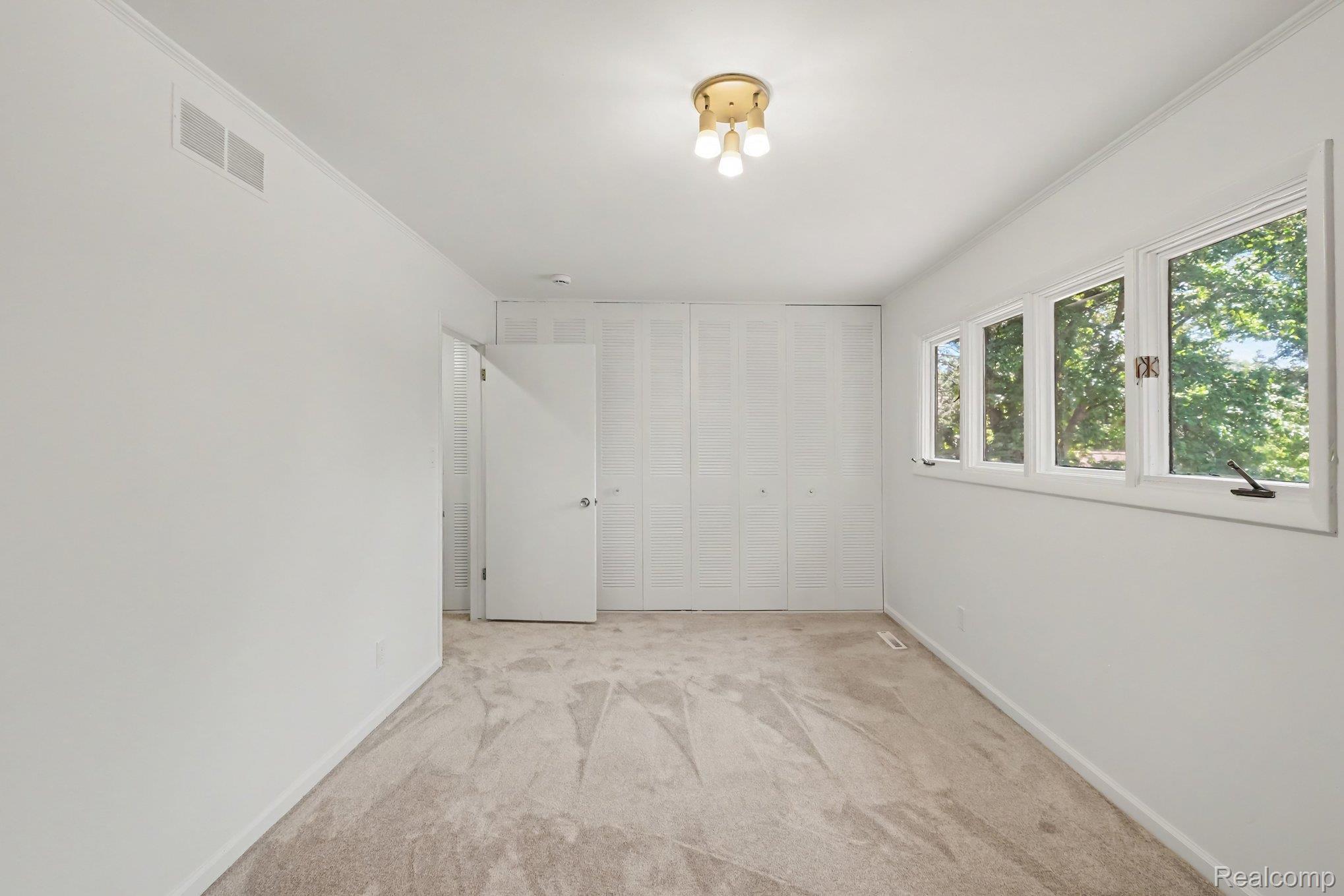 2056 Walden Court Property Photo 11