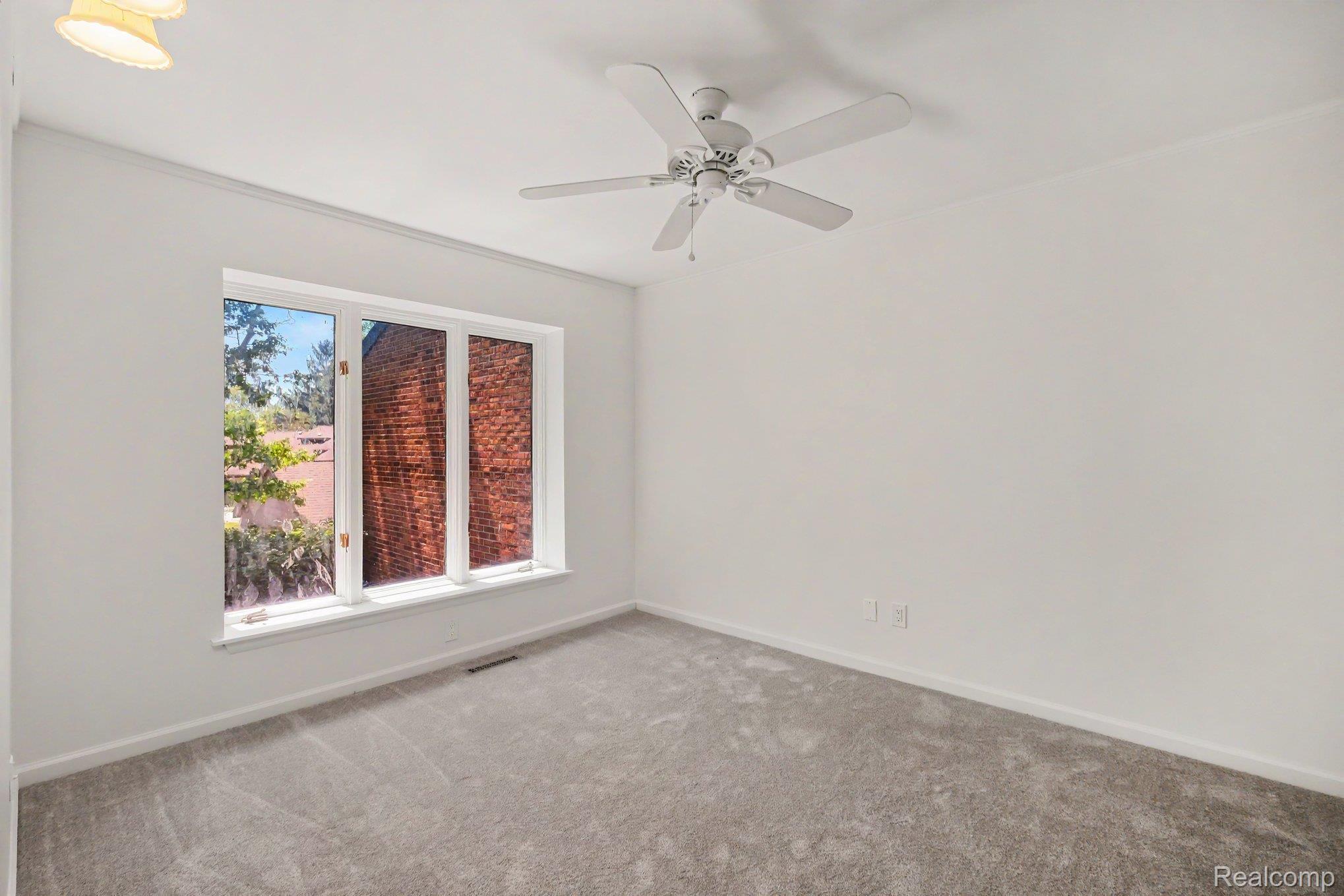 2056 Walden Court Property Photo 18