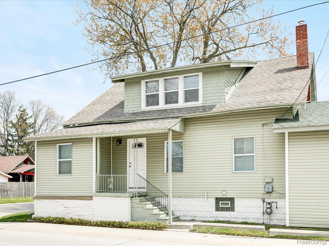1639 Lapeer Avenue Property Photo 4