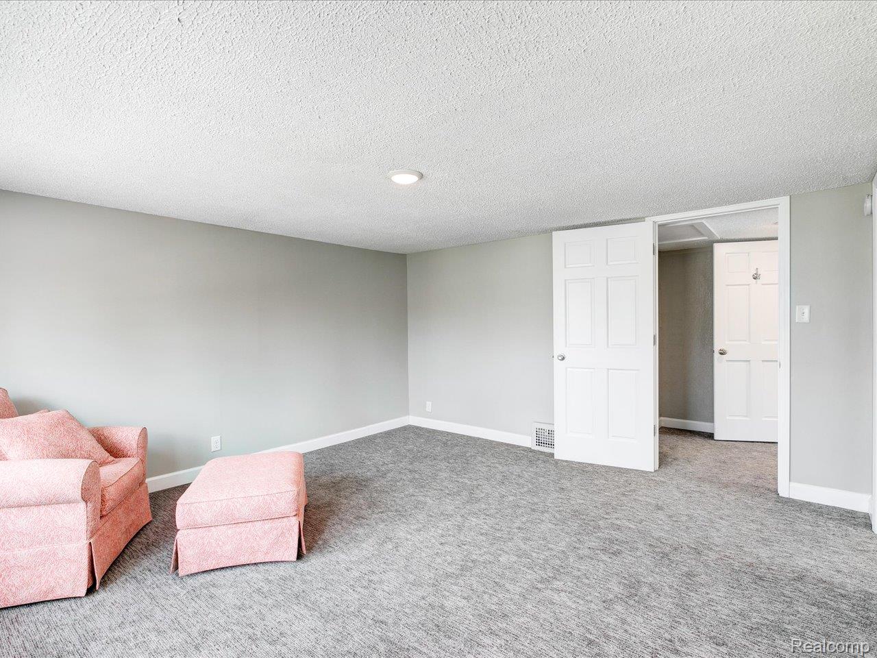 1639 Lapeer Avenue Property Photo 18
