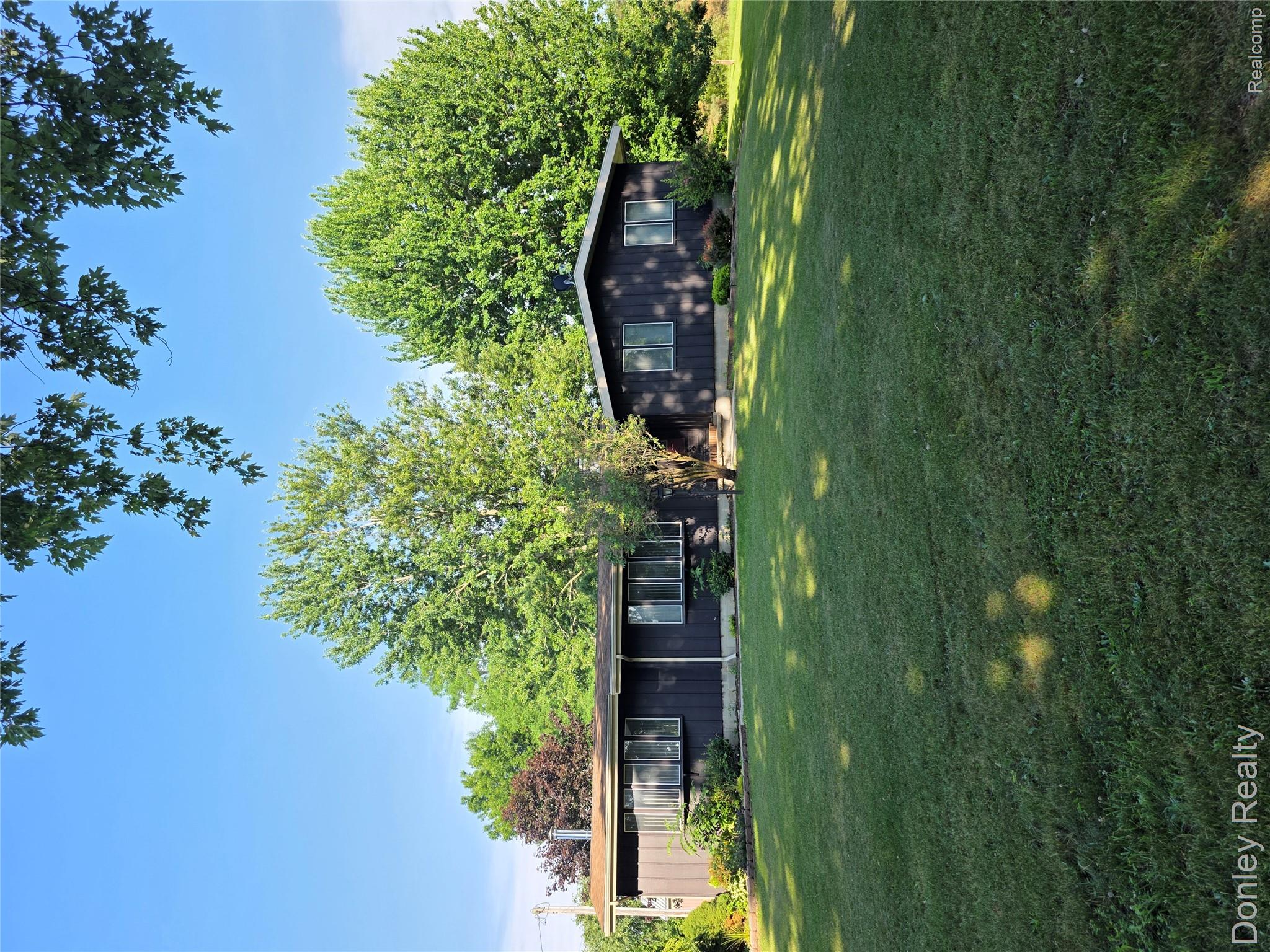7311 Arendt Road Property Photo 1