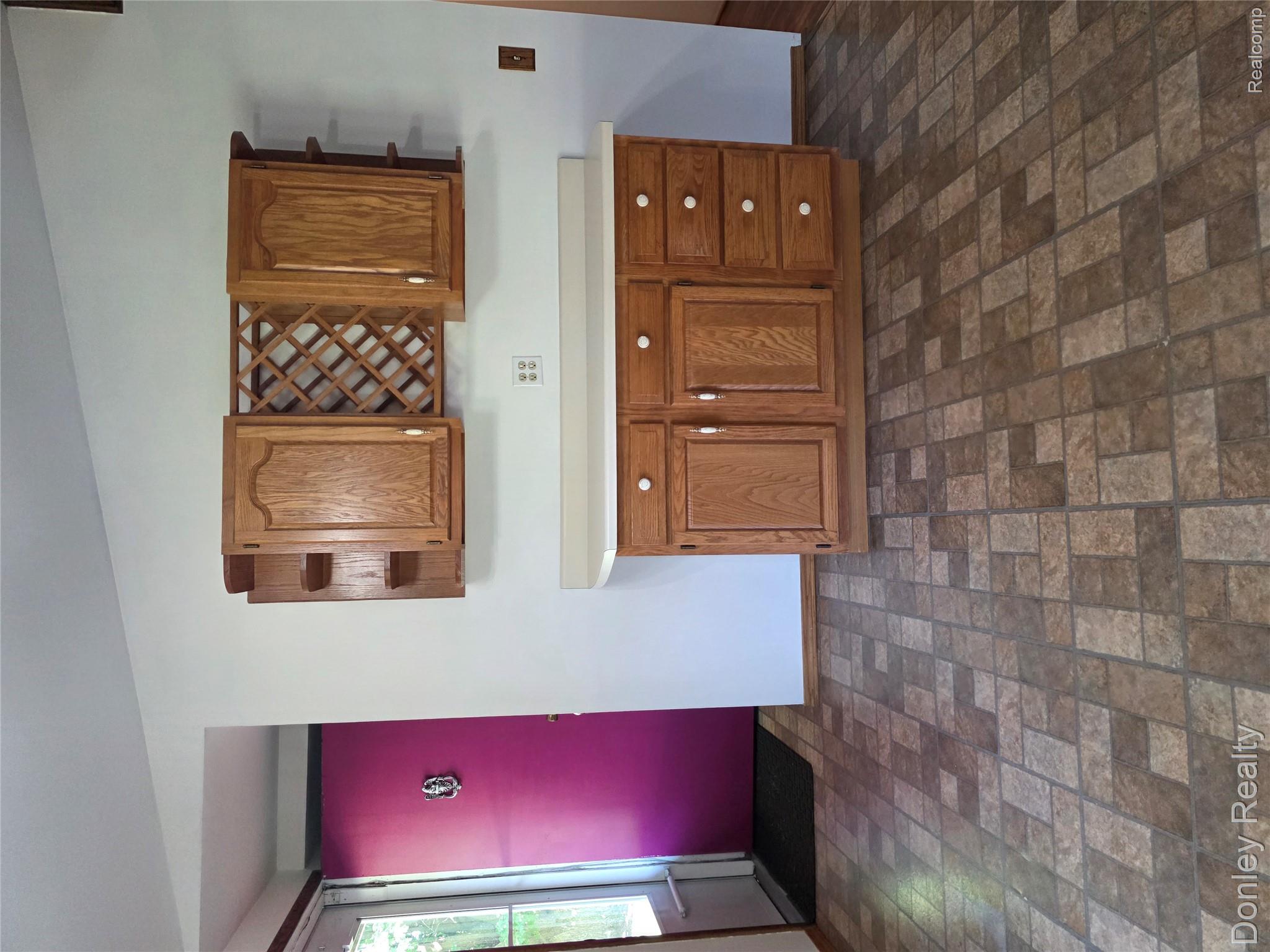 7311 Arendt Road Property Photo 5