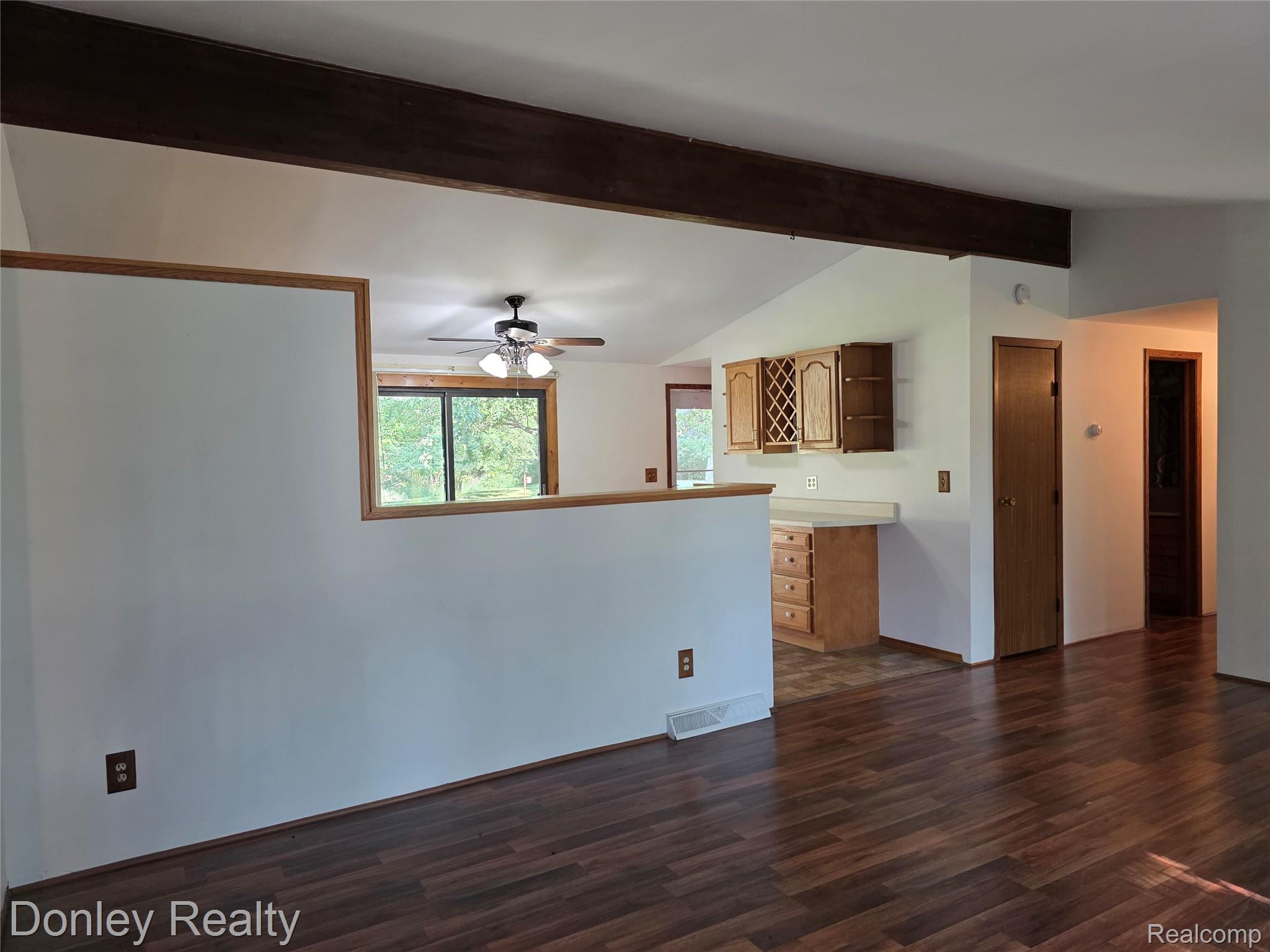 7311 Arendt Road Property Photo 7