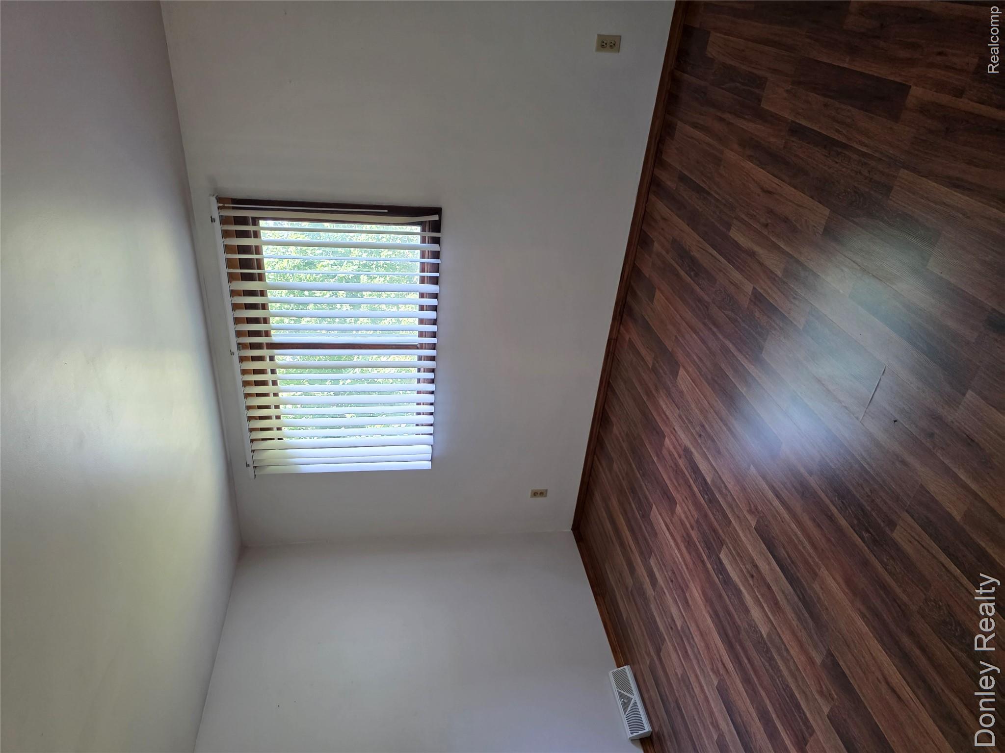 7311 Arendt Road Property Photo 22
