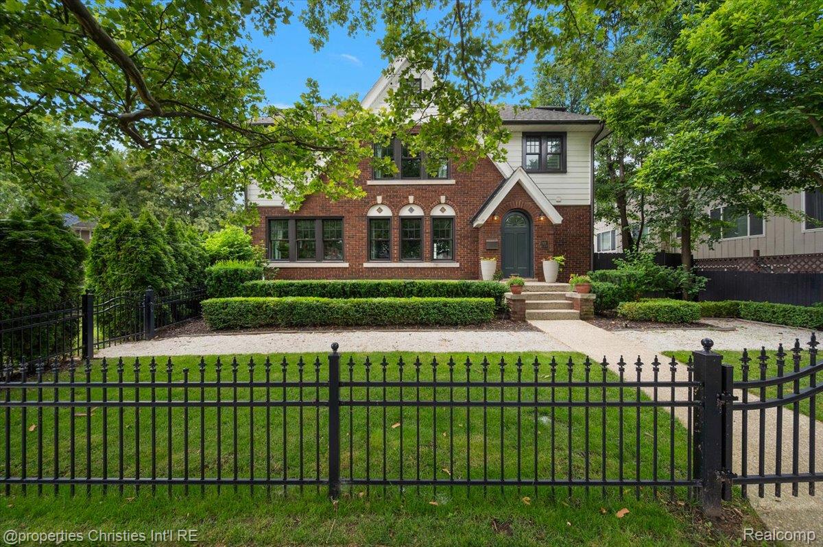 972 Ann Street Property Photo 1