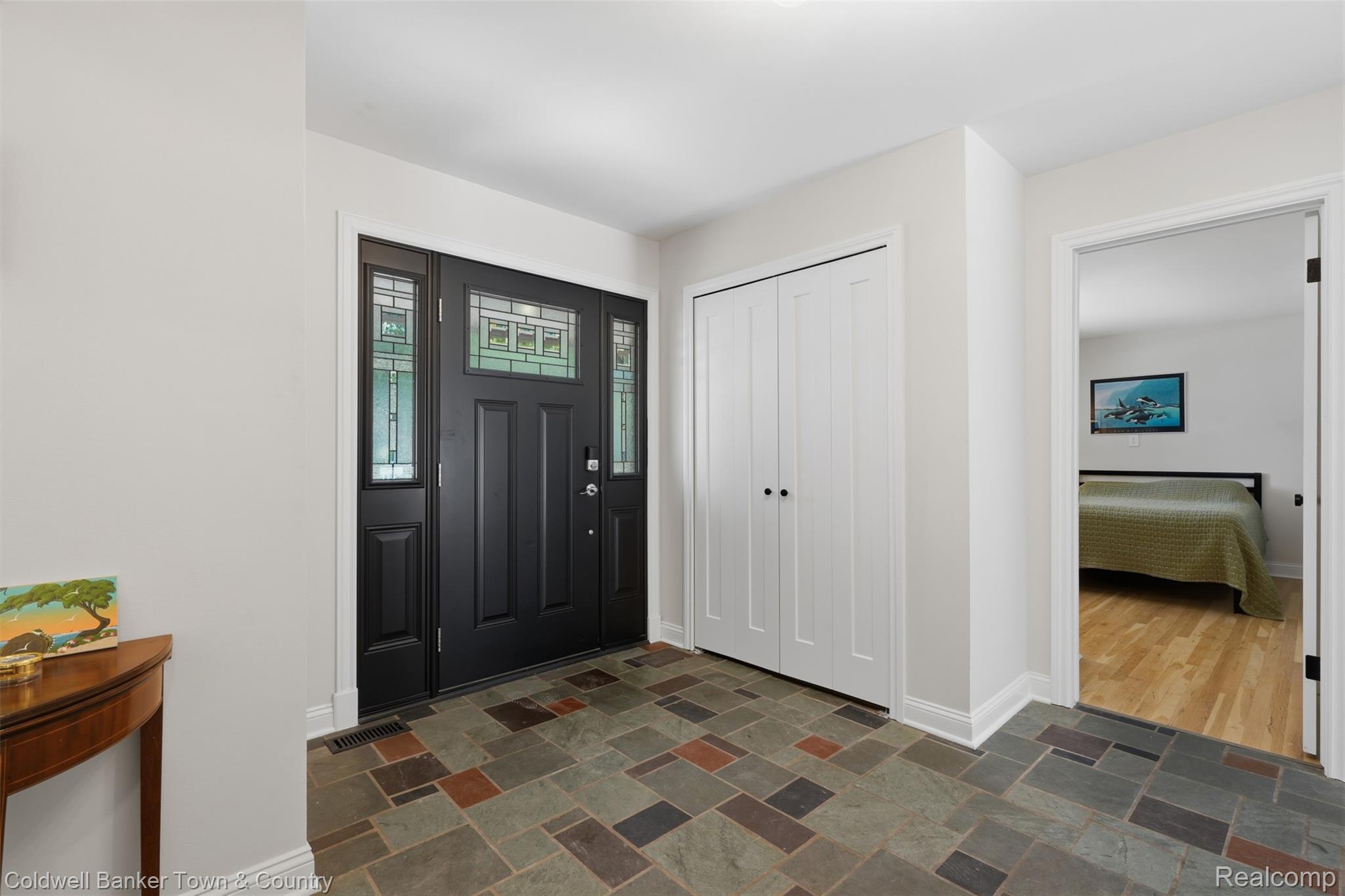 4301 Macqueen Drive Property Photo 11