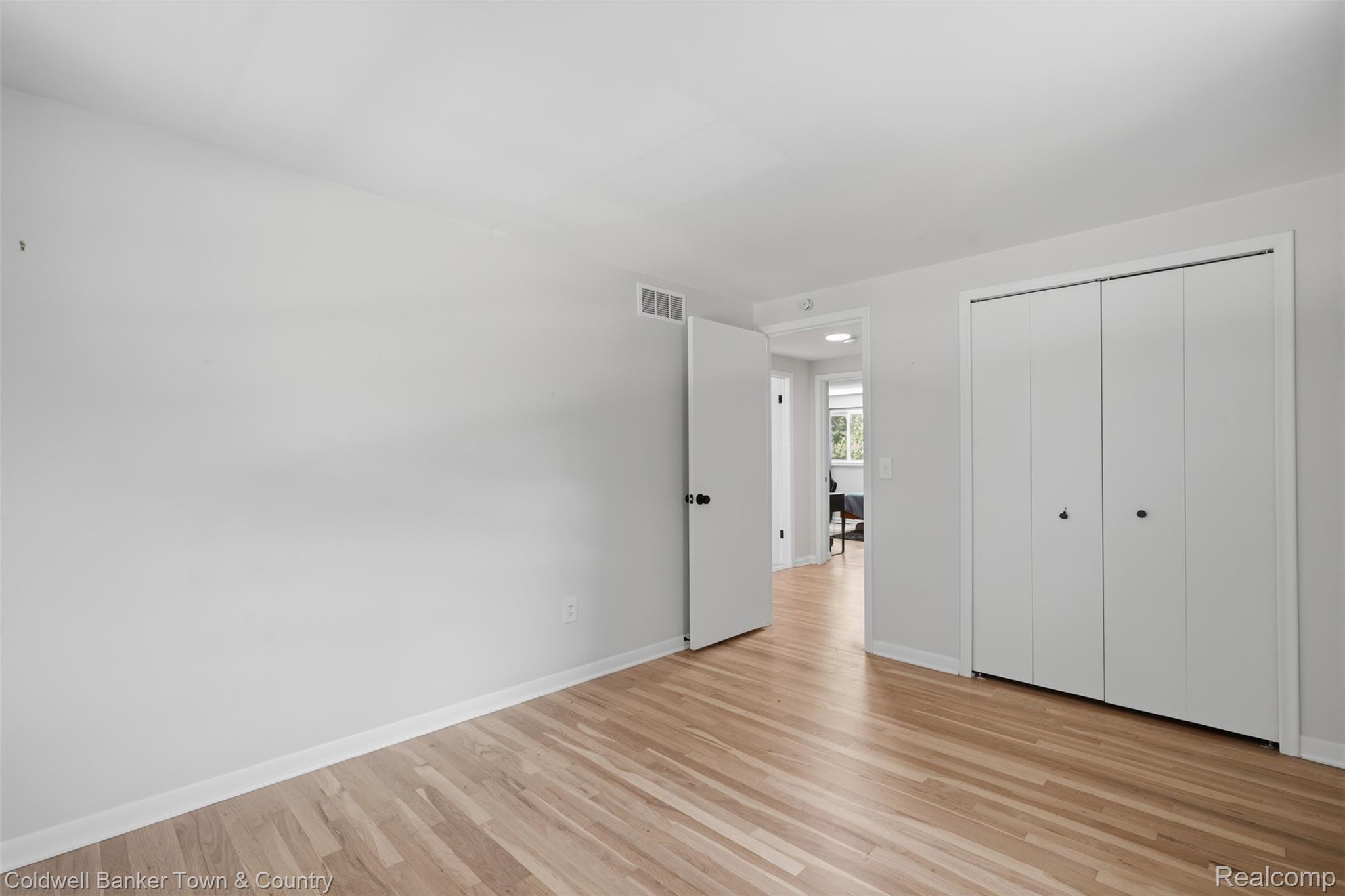 4301 Macqueen Drive Property Photo 38