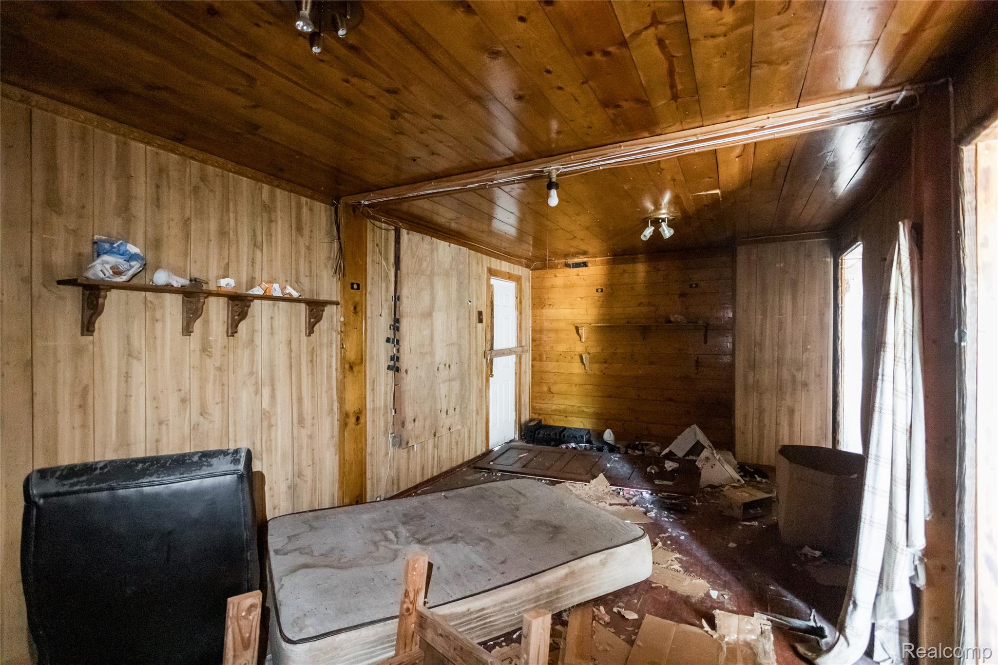 1525 Spruce Street Property Photo 5