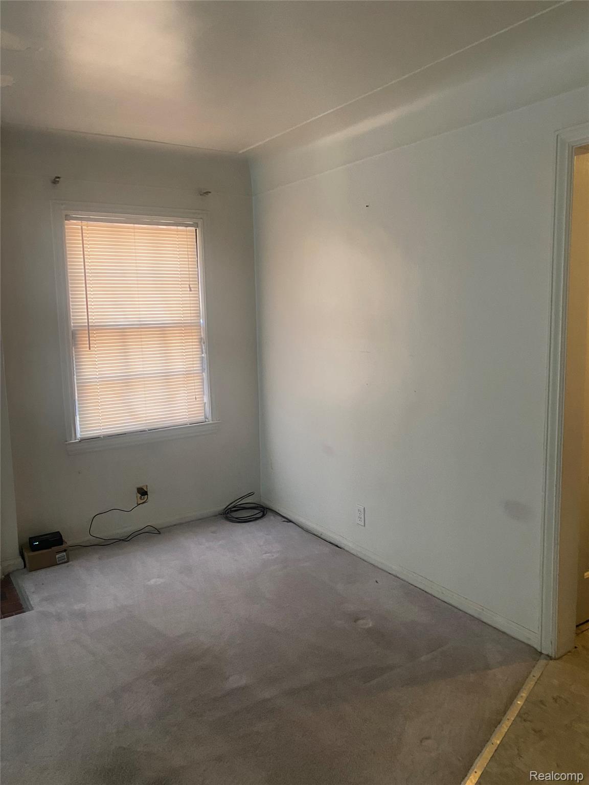 18250 Washburn Street Property Photo 4