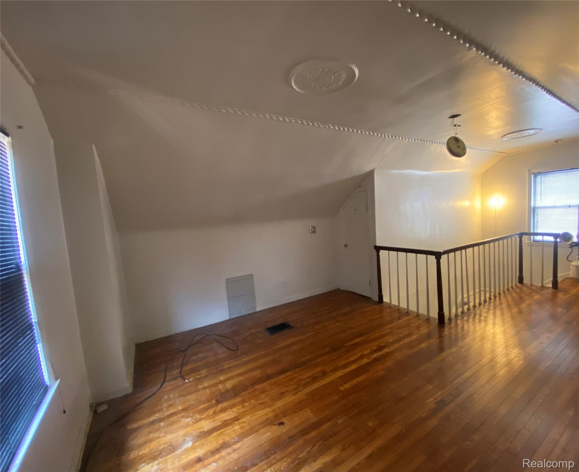 18250 Washburn Street Property Photo 8