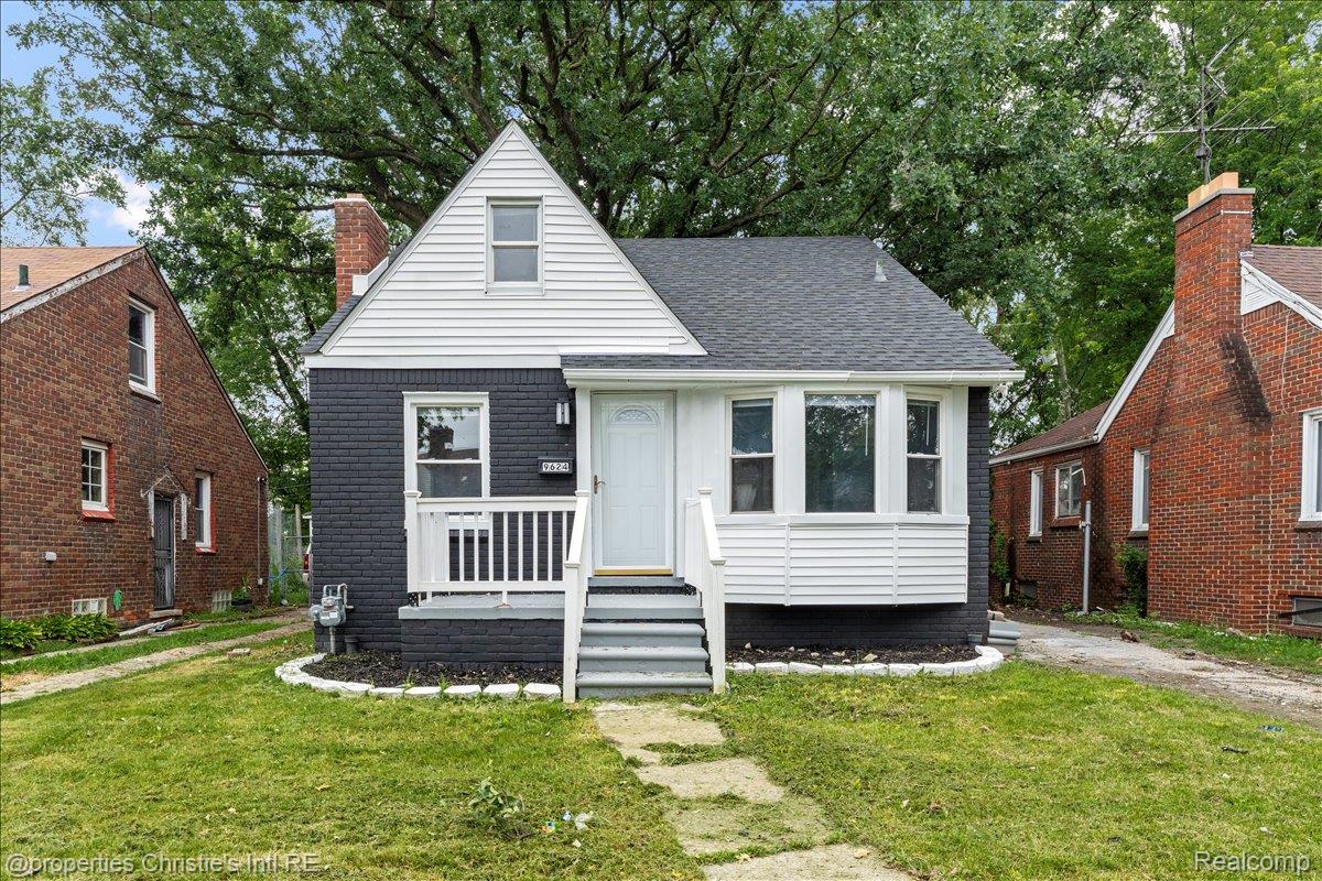 9624 Prest Street Property Photo 1