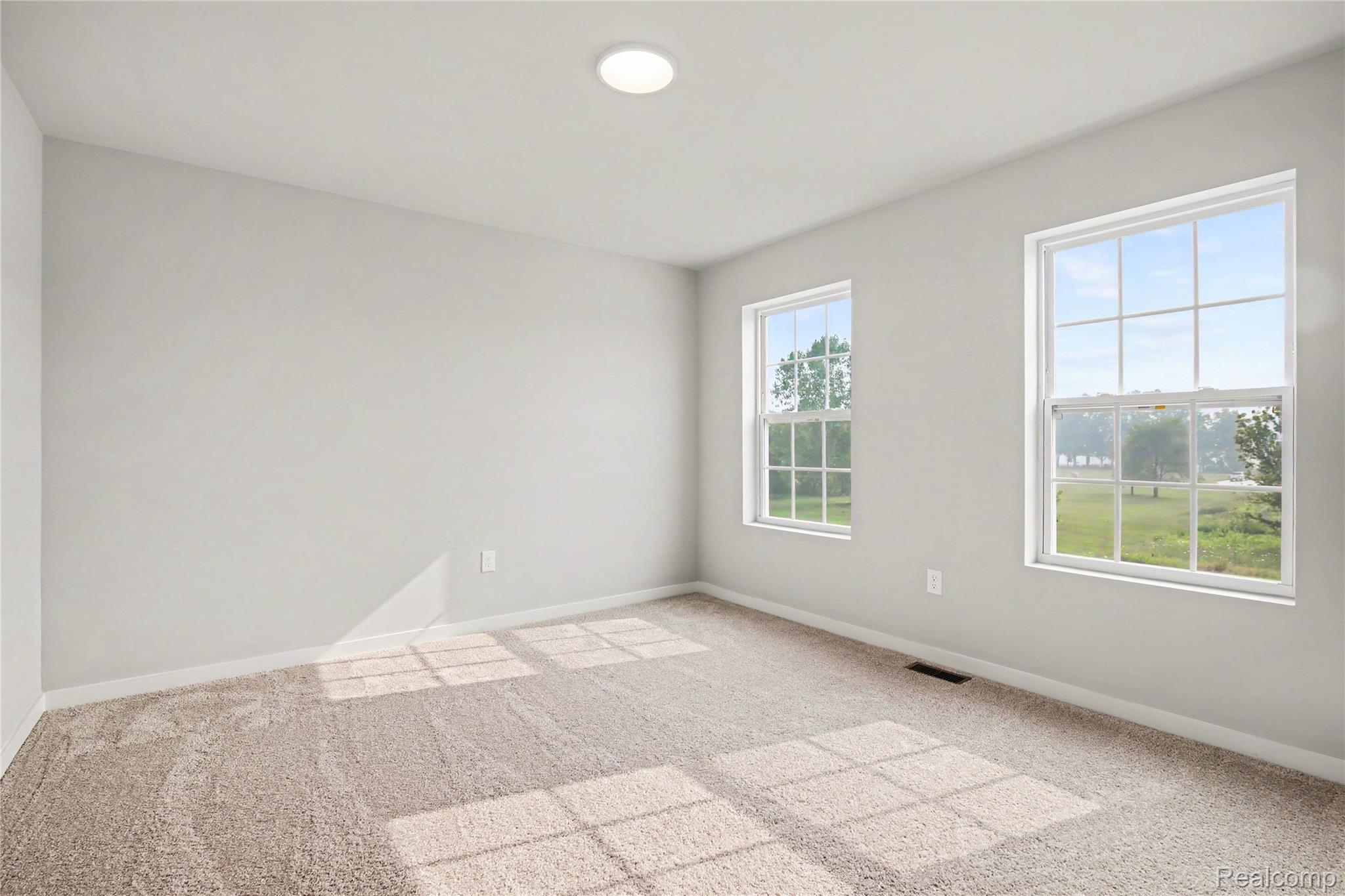 751 Lone Oak Way Property Photo 17