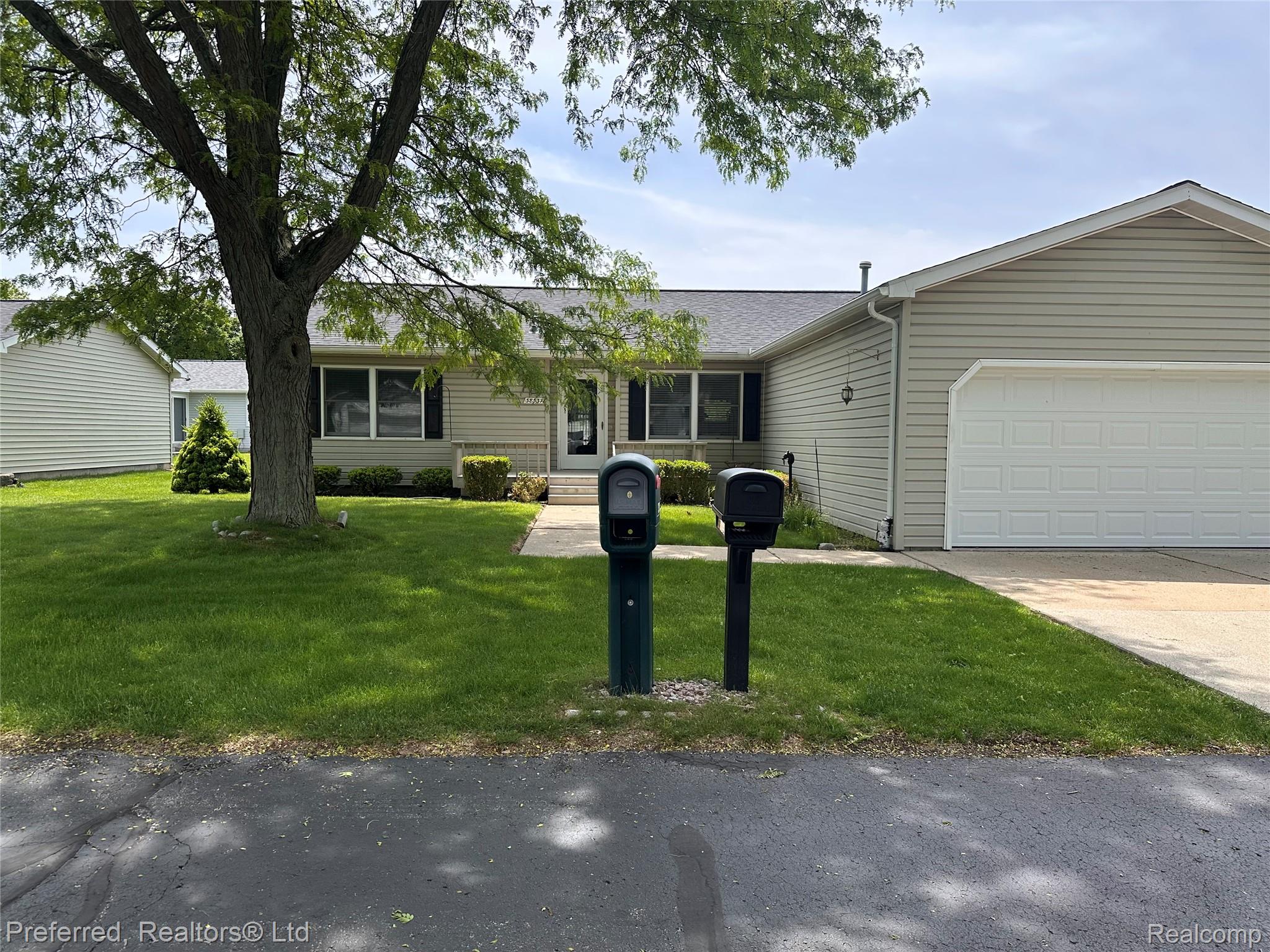 38537 Chestnut Lane Property Photo 1