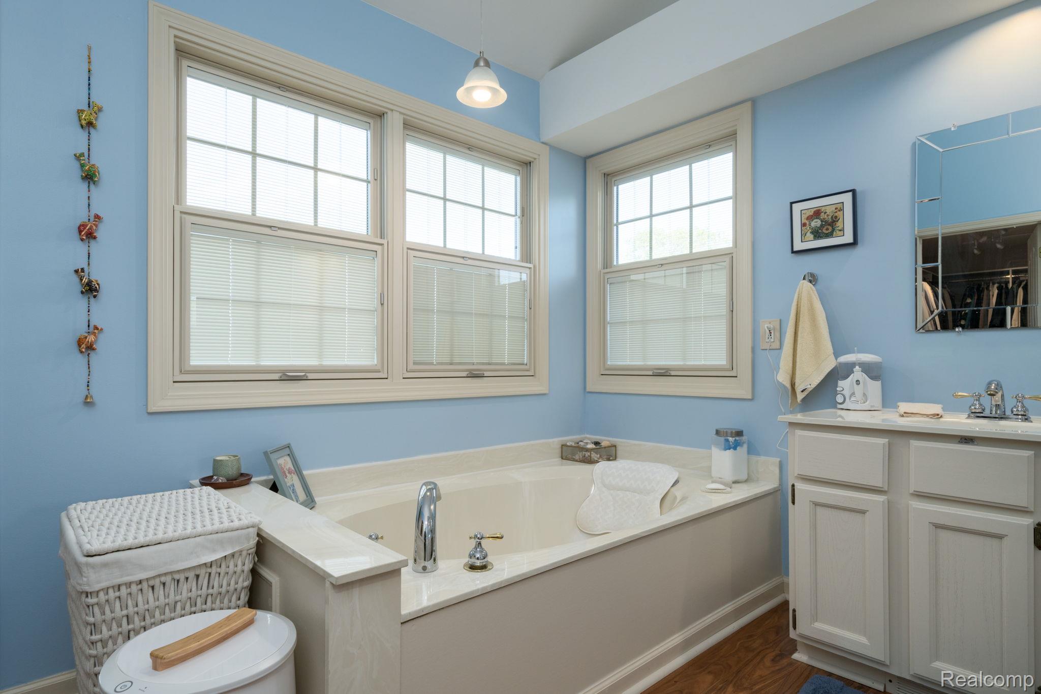 1708 Devonwood Drive Property Photo 40