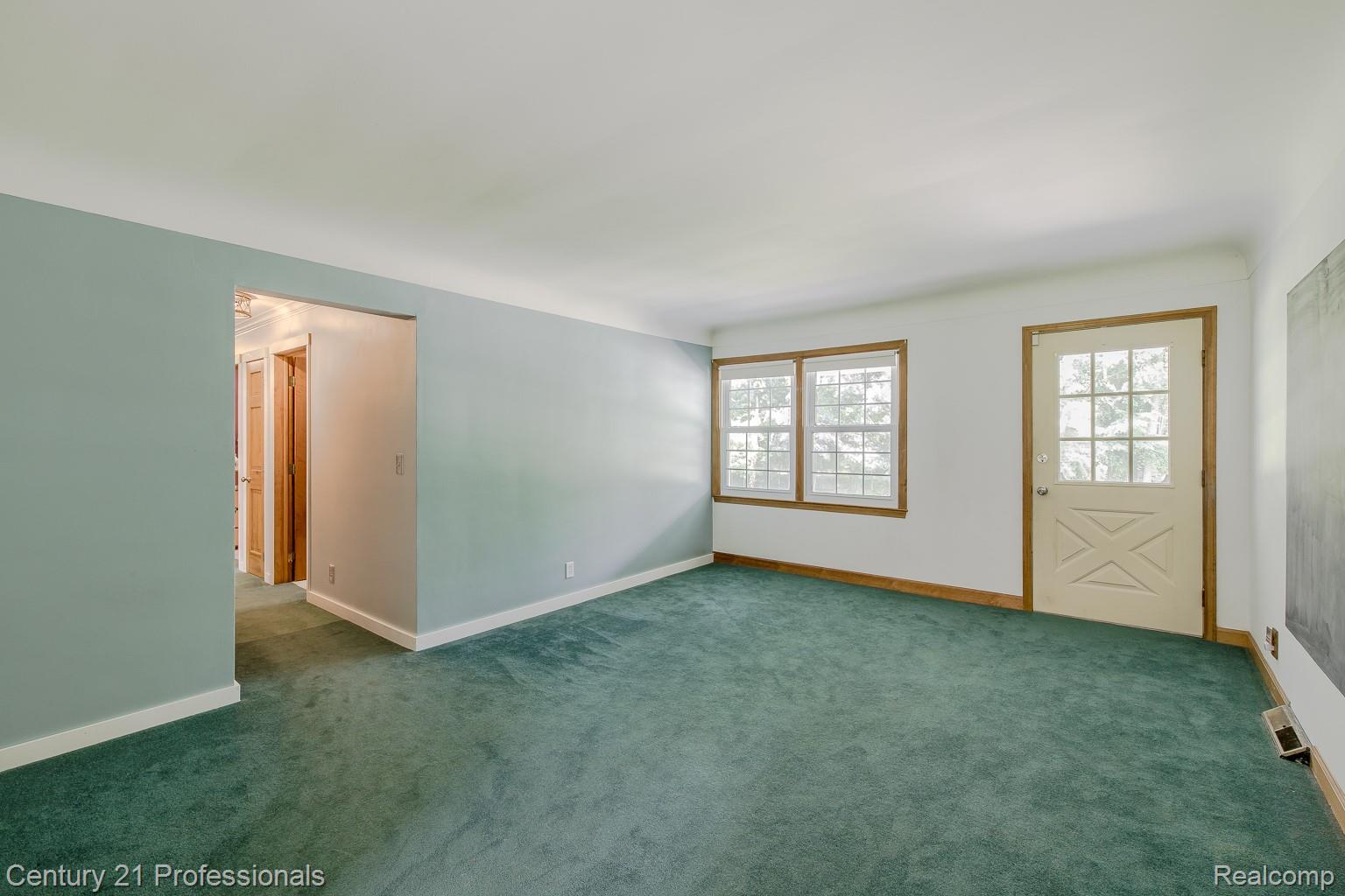 1790 Kent Road Property Photo 5