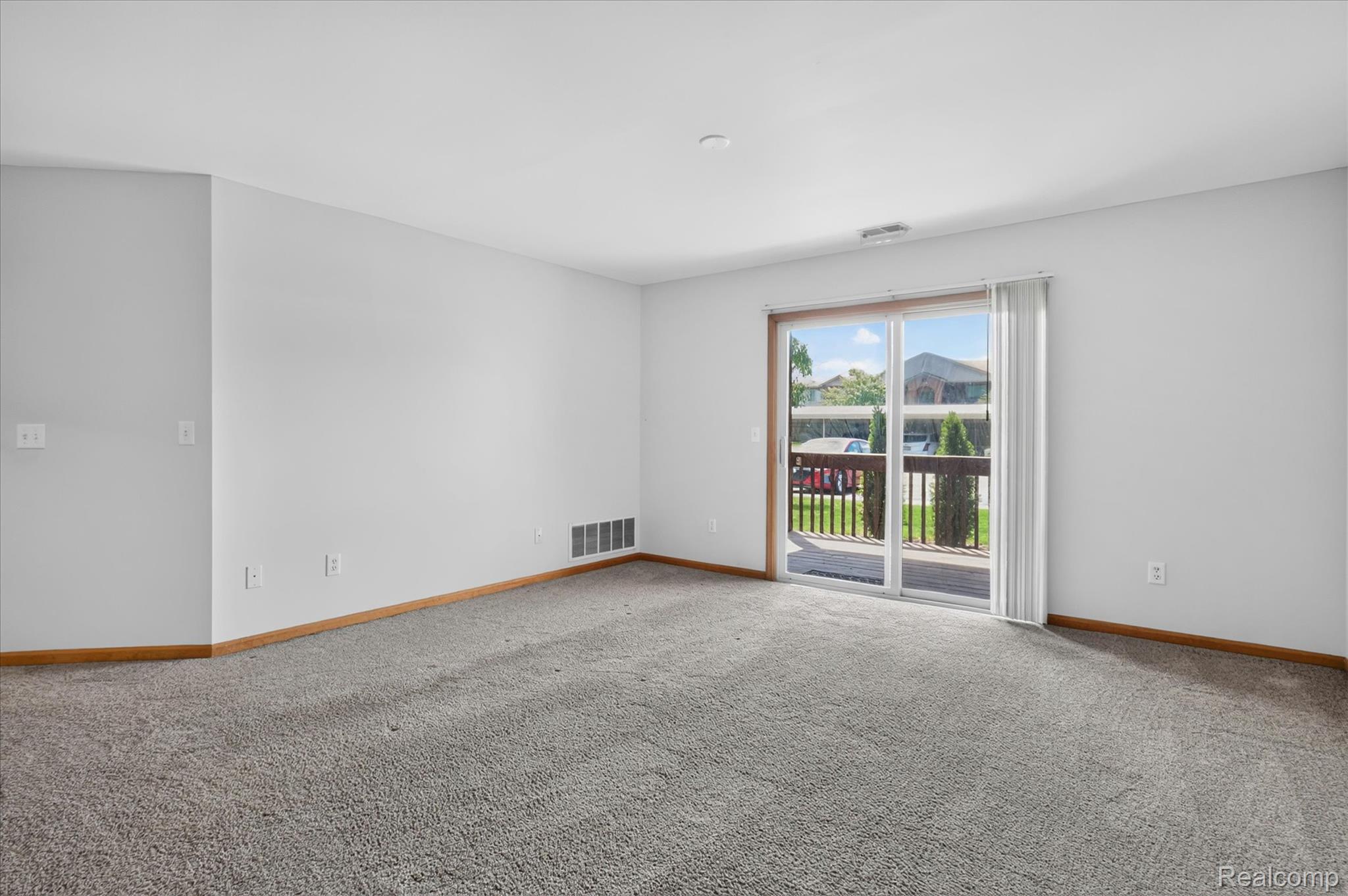45720 Prairiegrass Court Property Photo 12