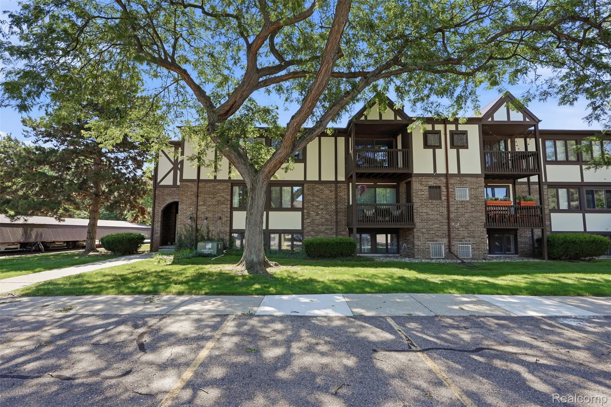 6160 Innkeepers Court 69