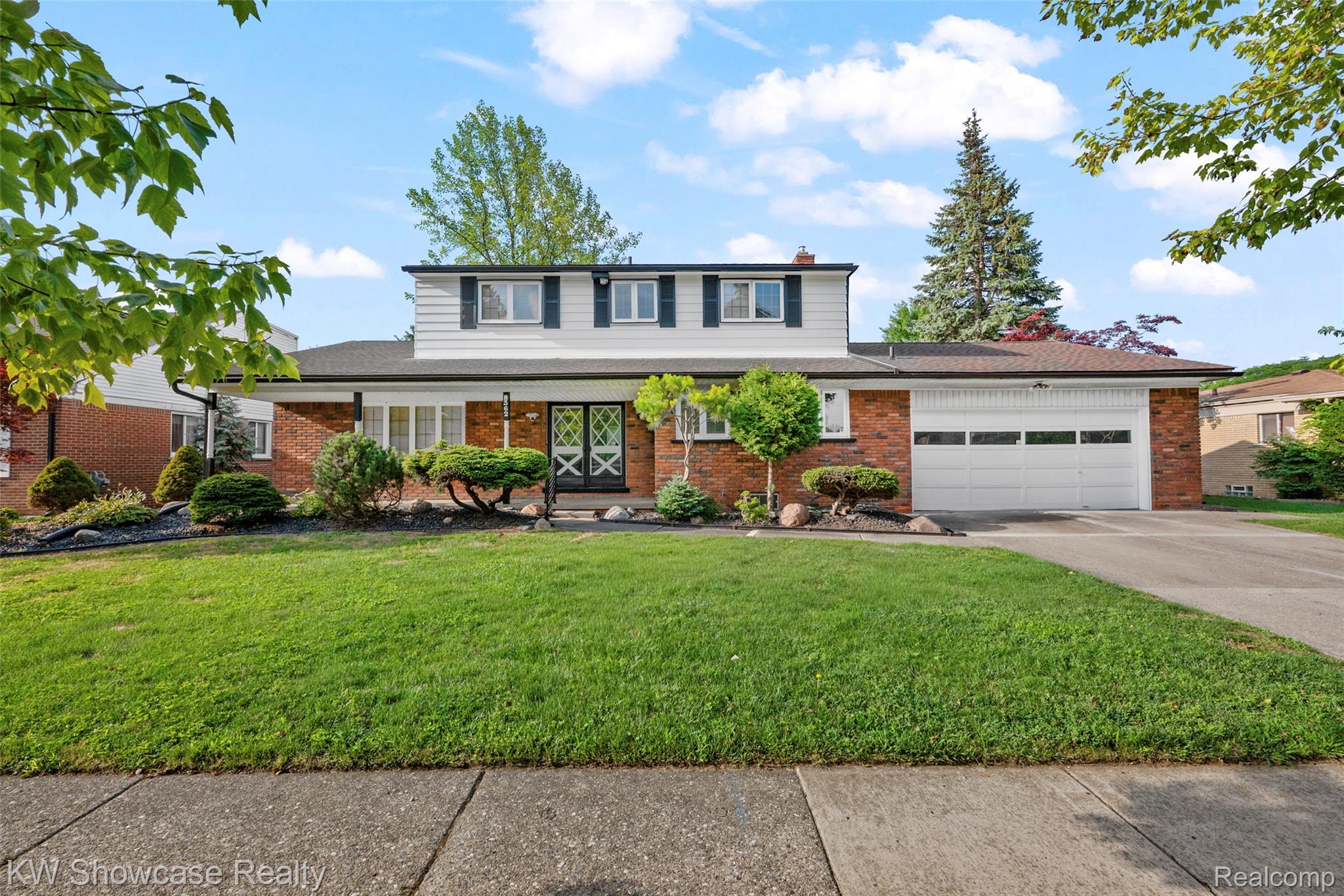 8362 Sunburst Property Photo 1