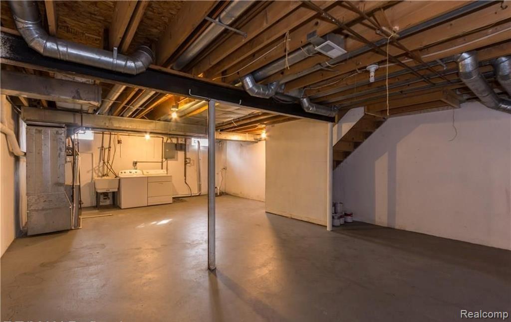 185 Fraser Street Property Photo 14