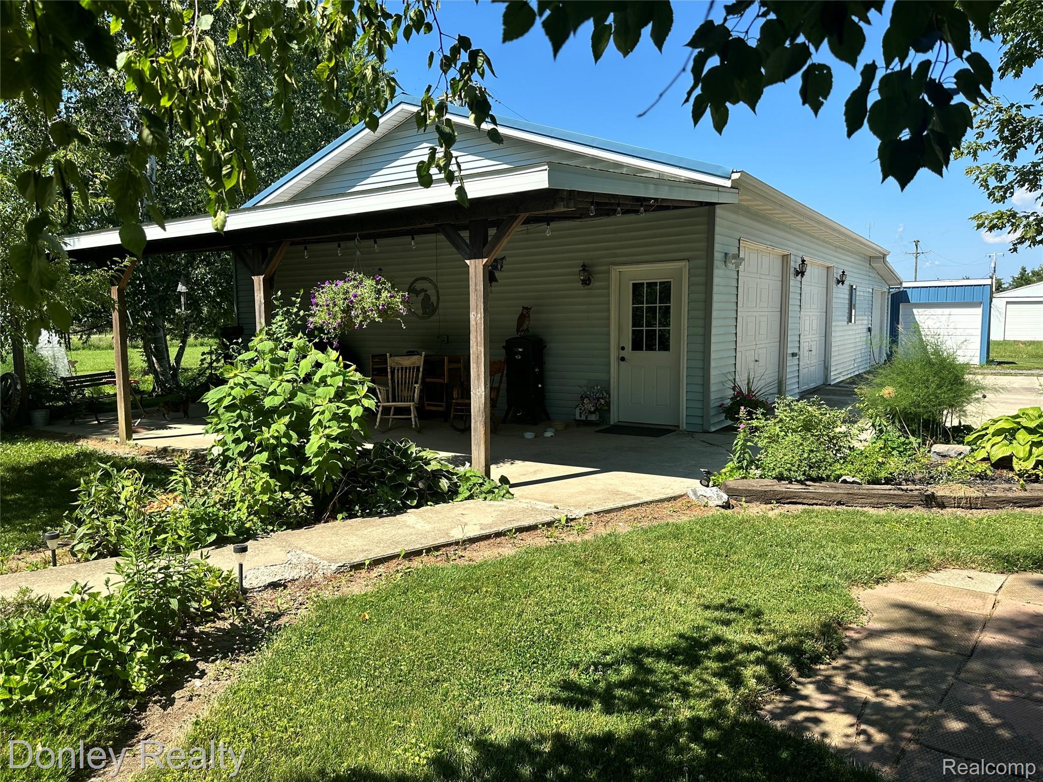 25 Bulgrien Road Property Photo 38
