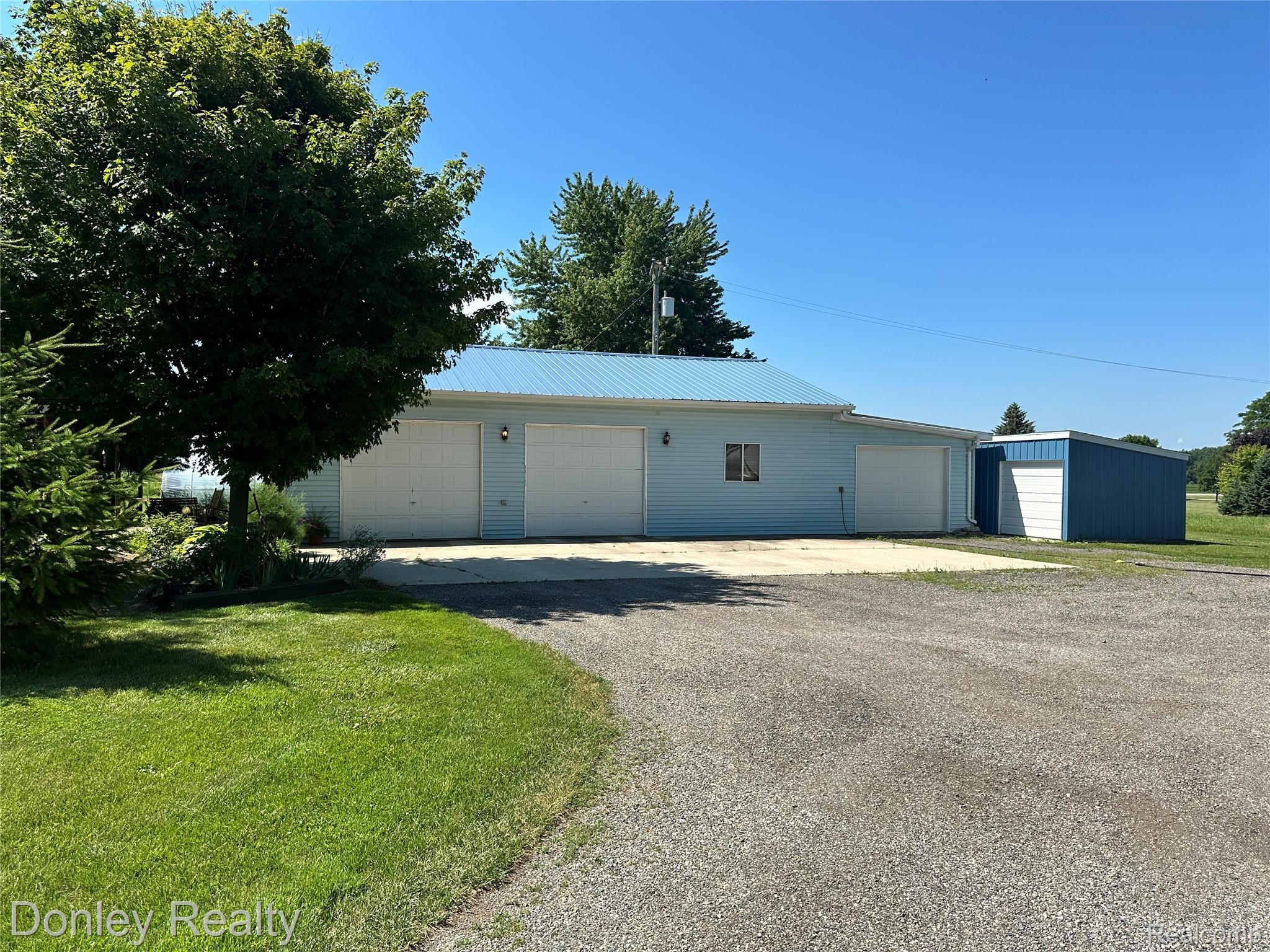 25 Bulgrien Road Property Photo 40