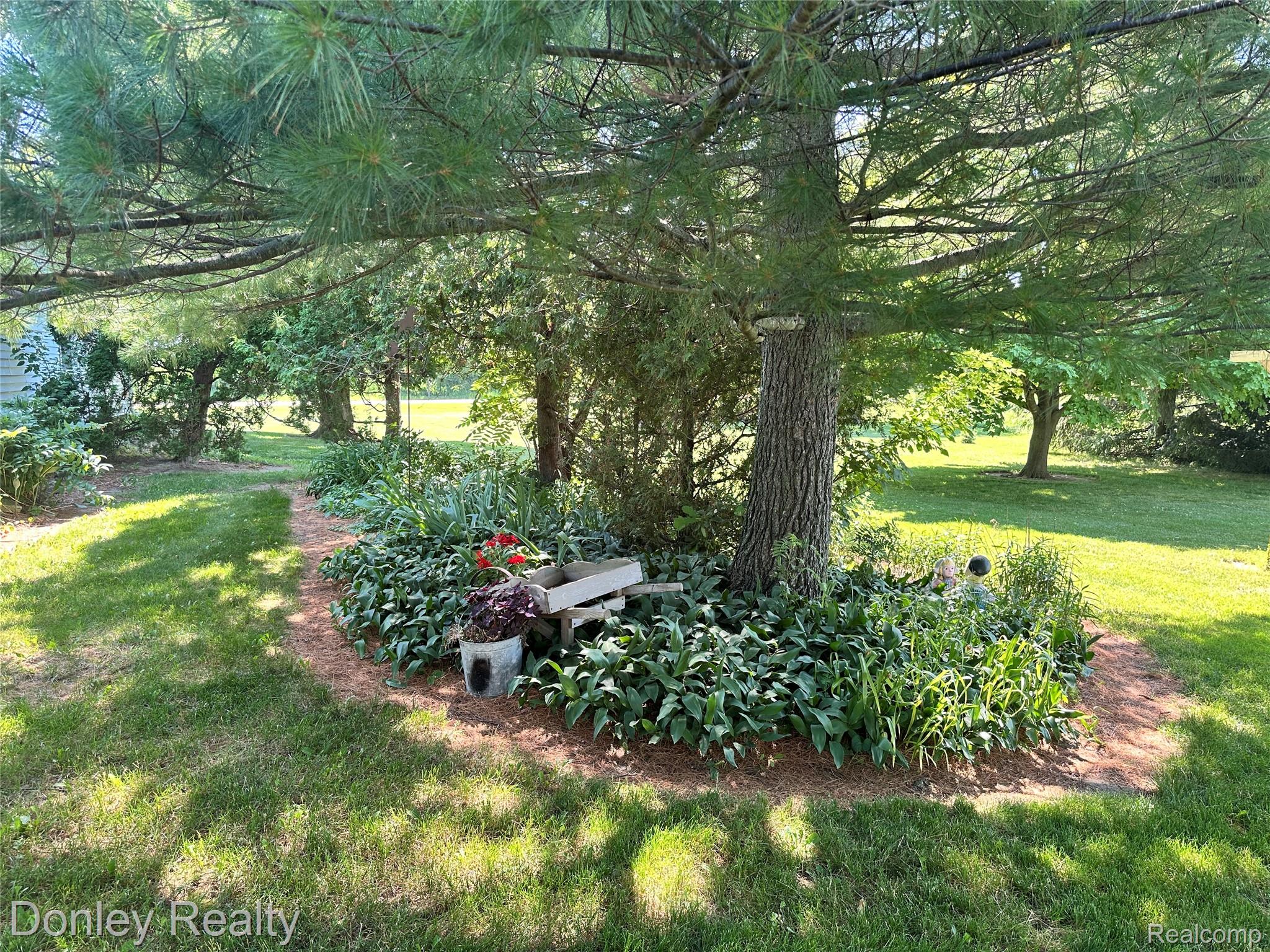 25 Bulgrien Road Property Photo 41