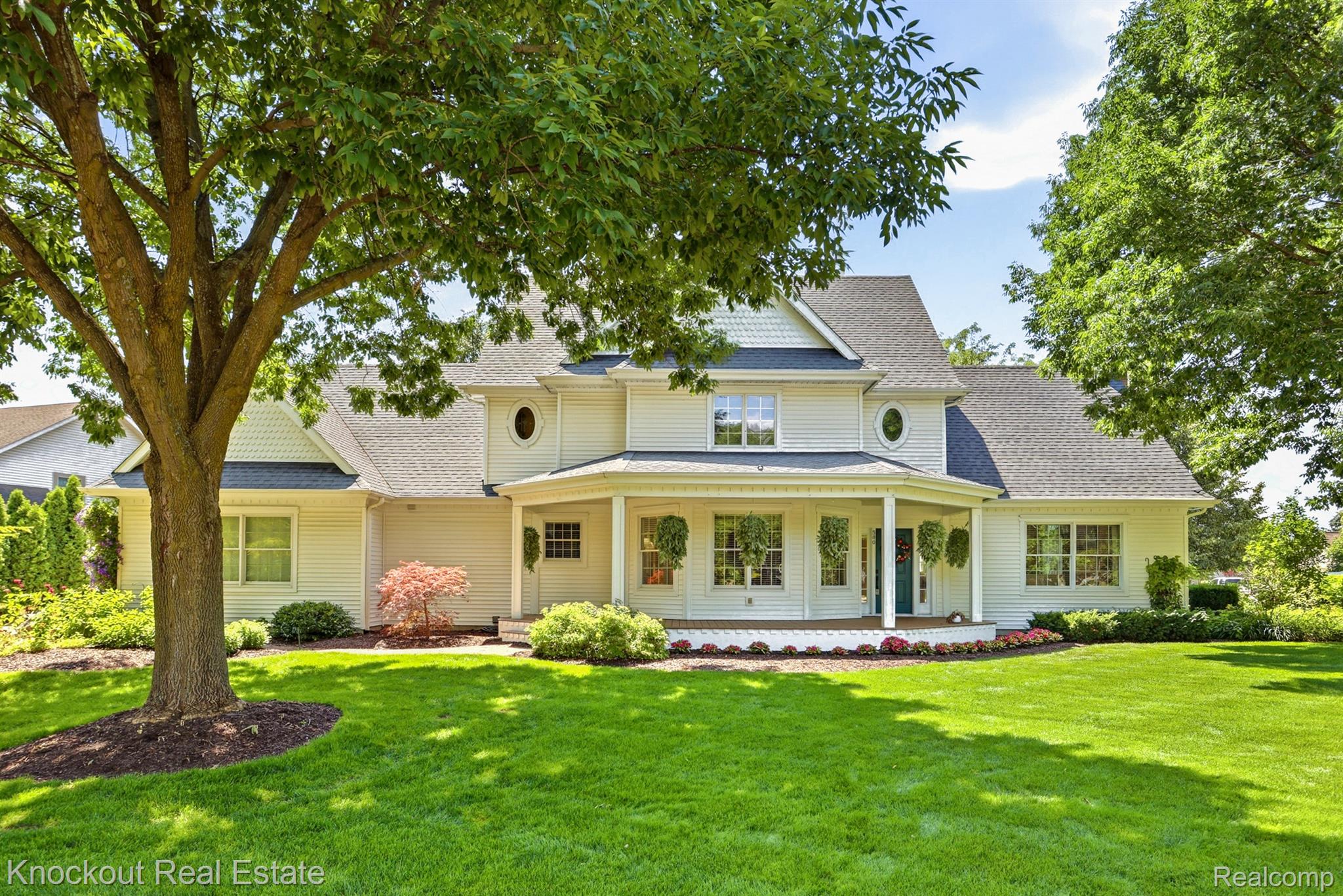 580 Northview Drive Property Photo 3