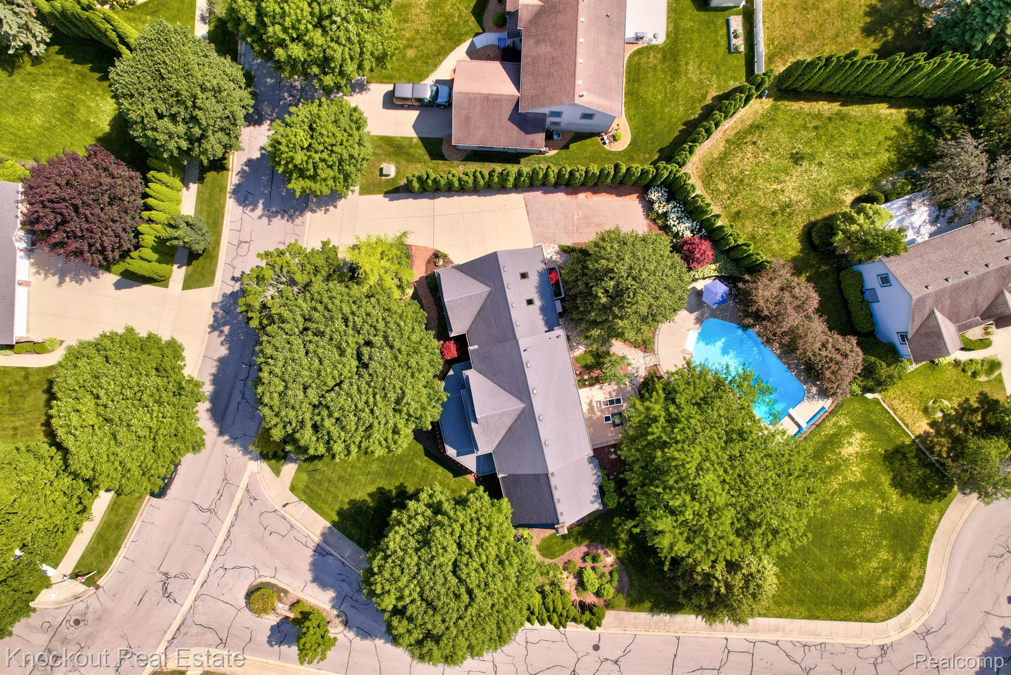 580 Northview Drive Property Photo 4