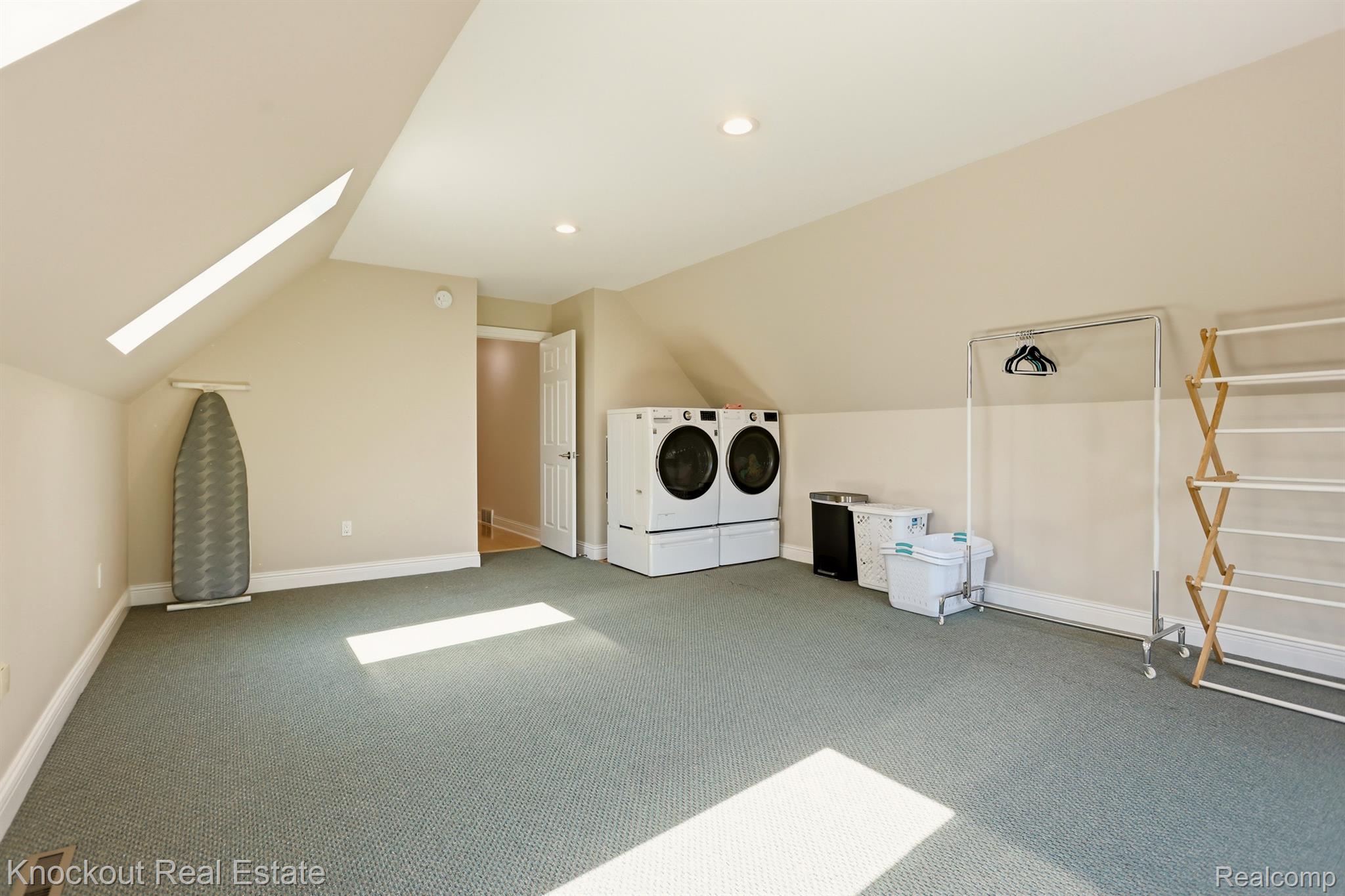 580 Northview Drive Property Photo 40