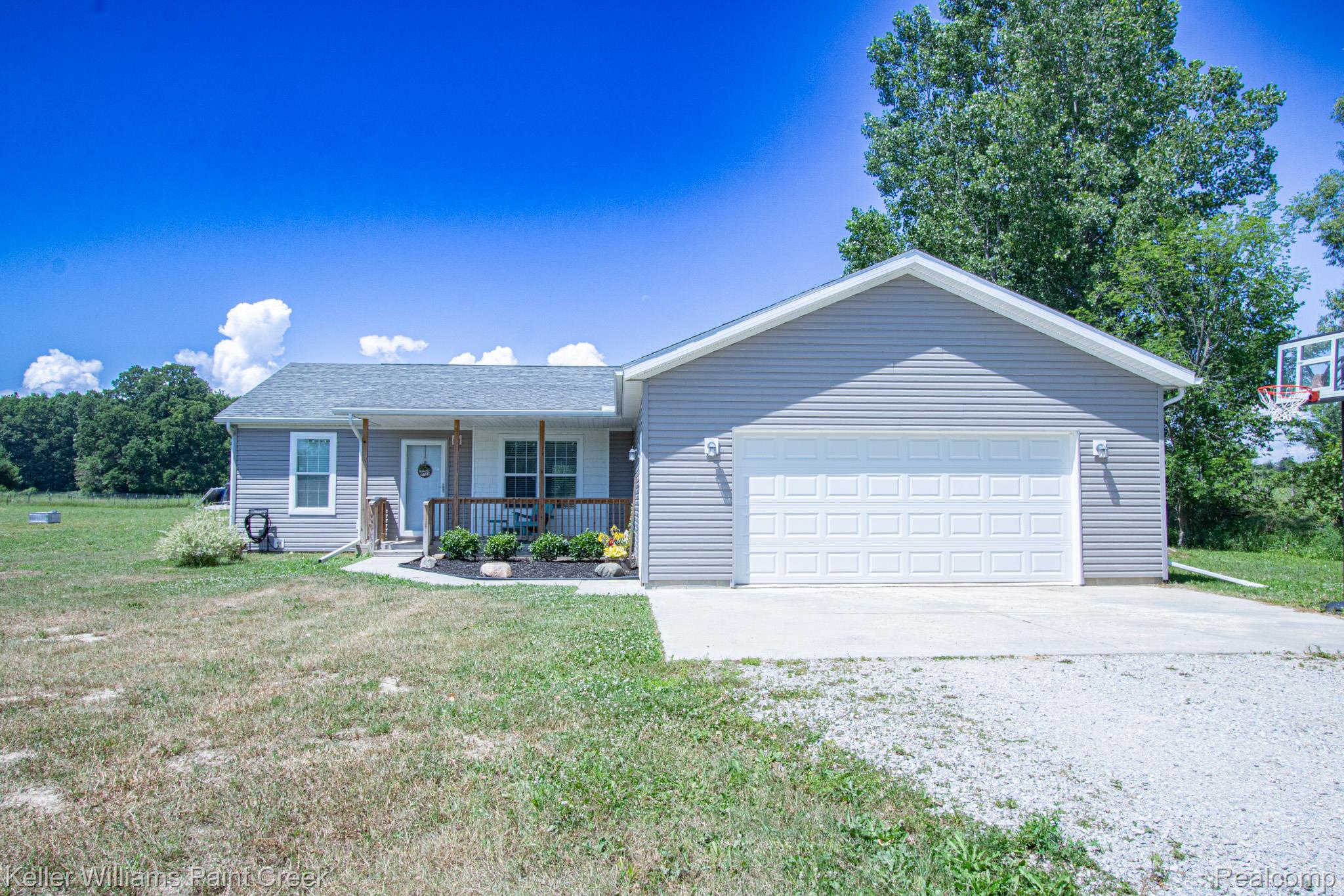 5200 Babcock Road Property Photo 1