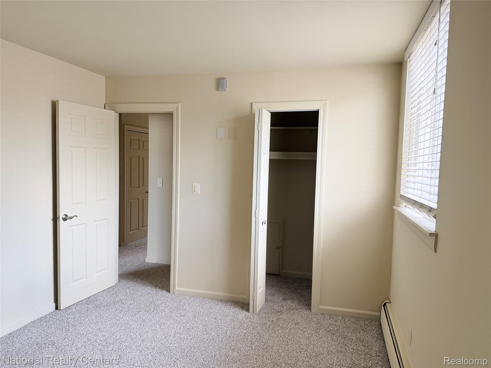 4913 Crooks Road G4 Property Photo 14