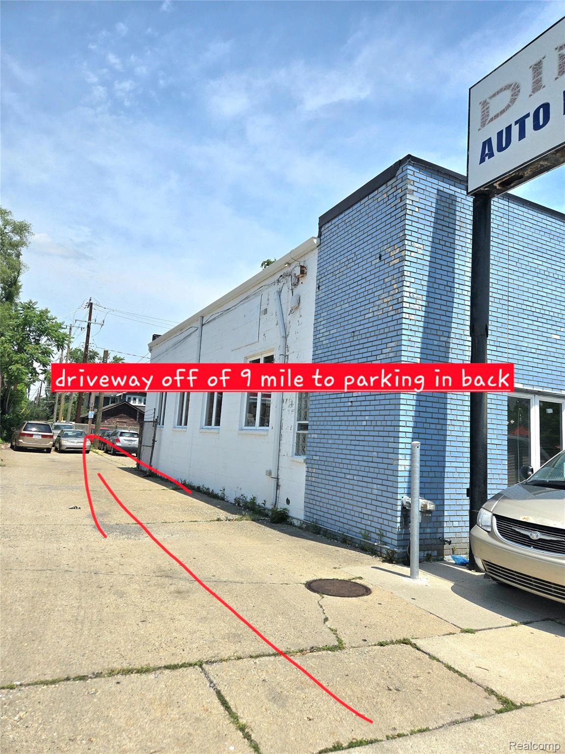 1018 W 9 Mile Road Property Photo 7