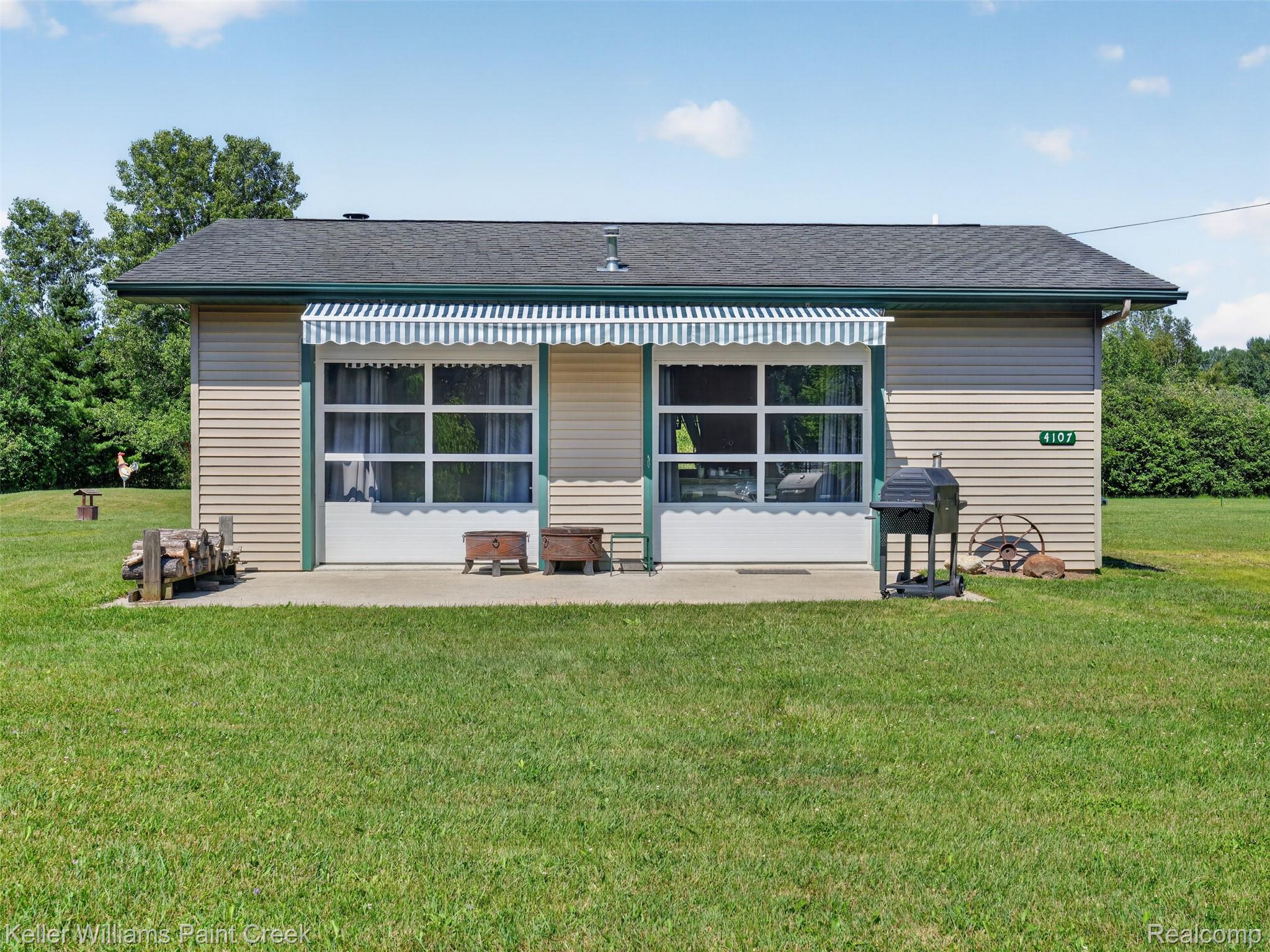4107 Pine Street Property Photo 1