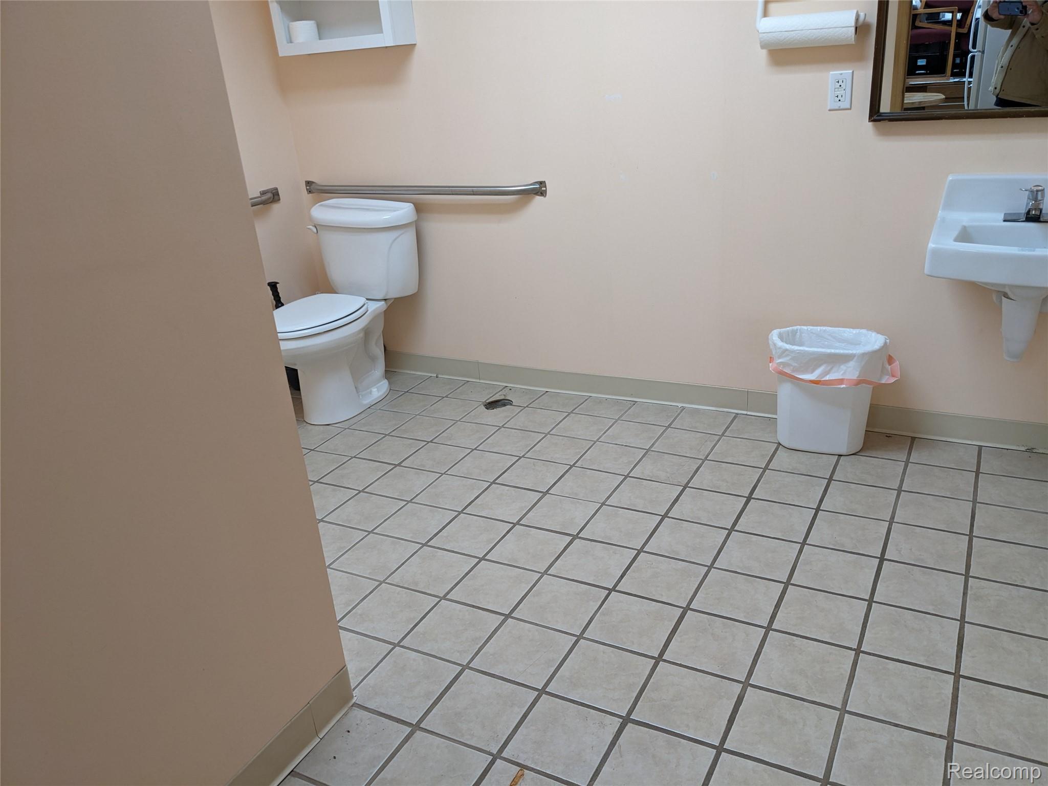 2515 S Dye Road Property Photo 11