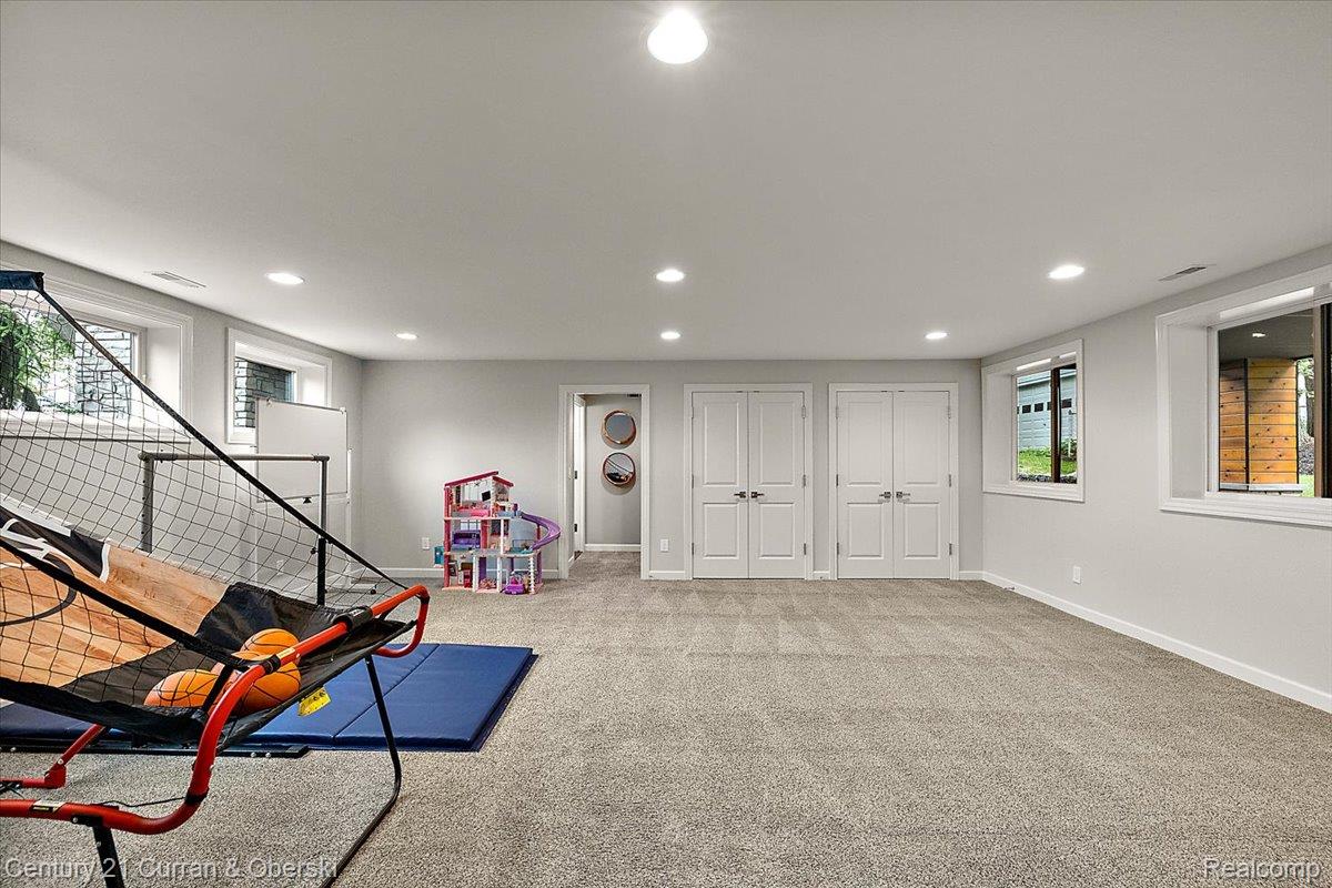 1345 E Lake Drive Property Photo 66