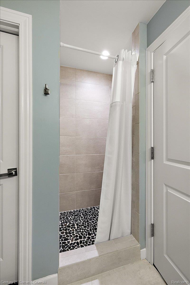 1345 E Lake Drive Property Photo 73
