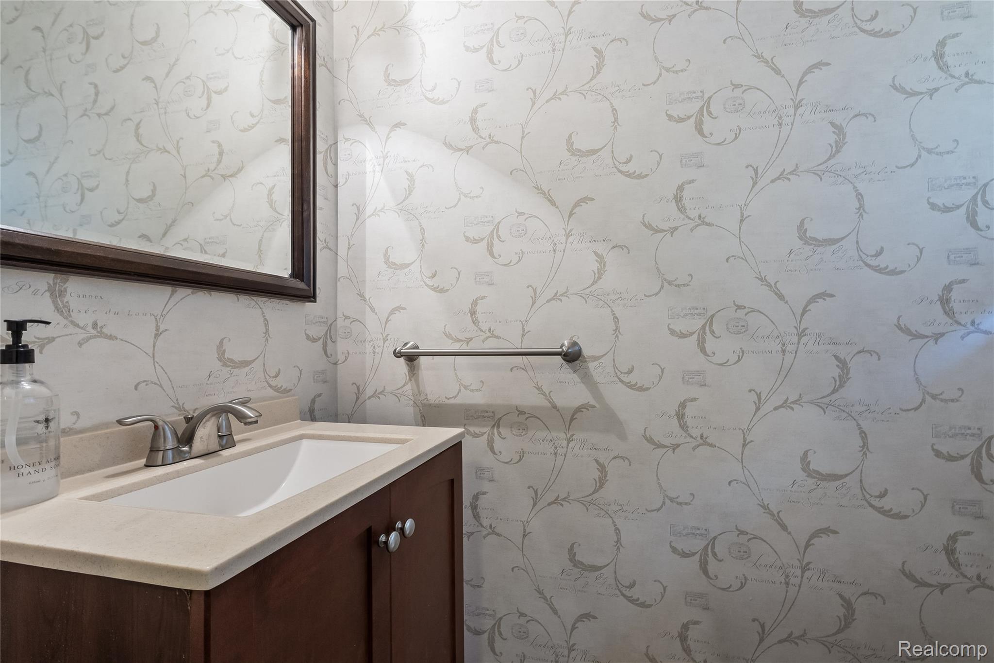 23270 Fleming Drive Property Photo 15