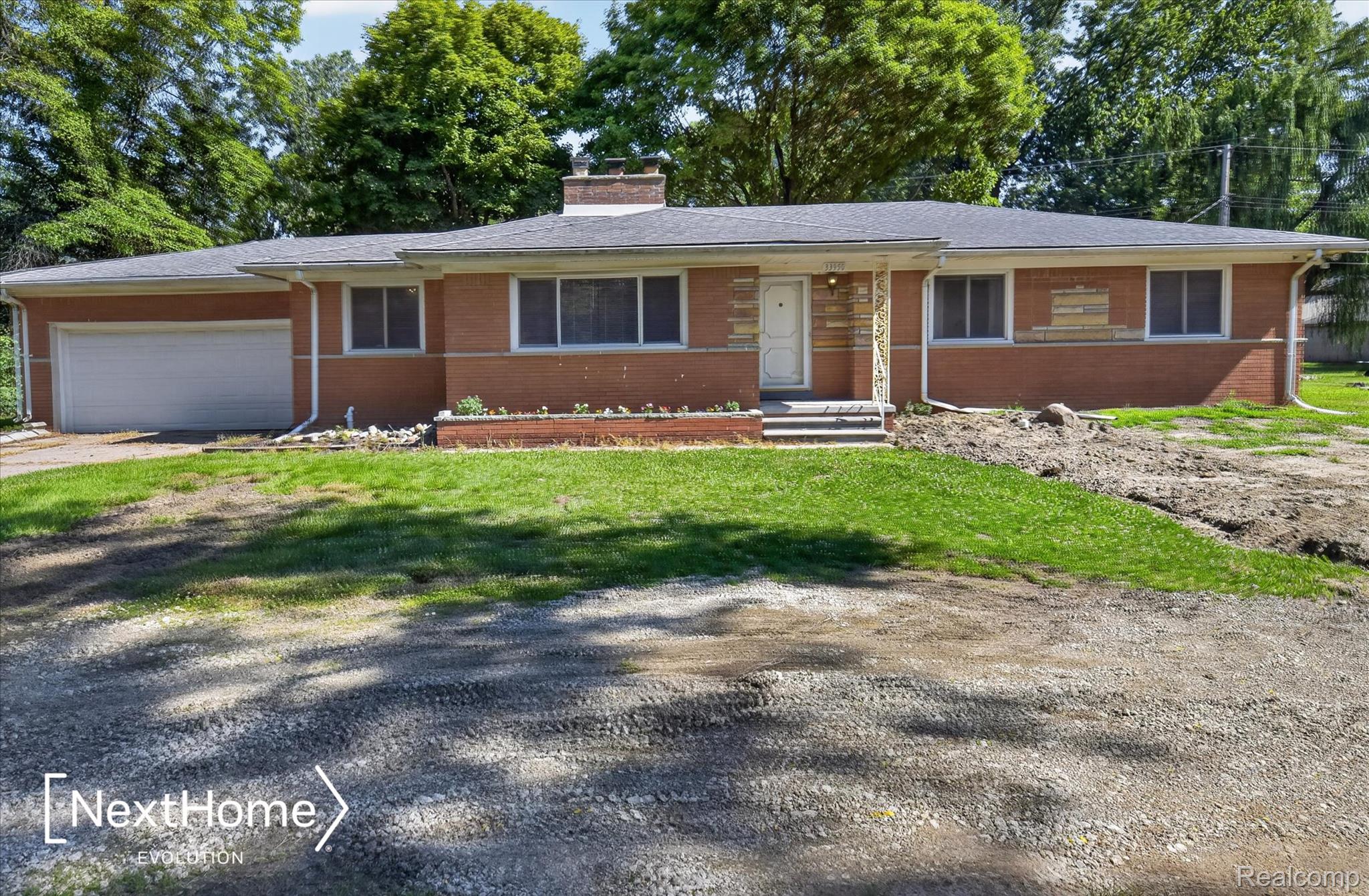 33950 Ecorse Road Property Photo 1