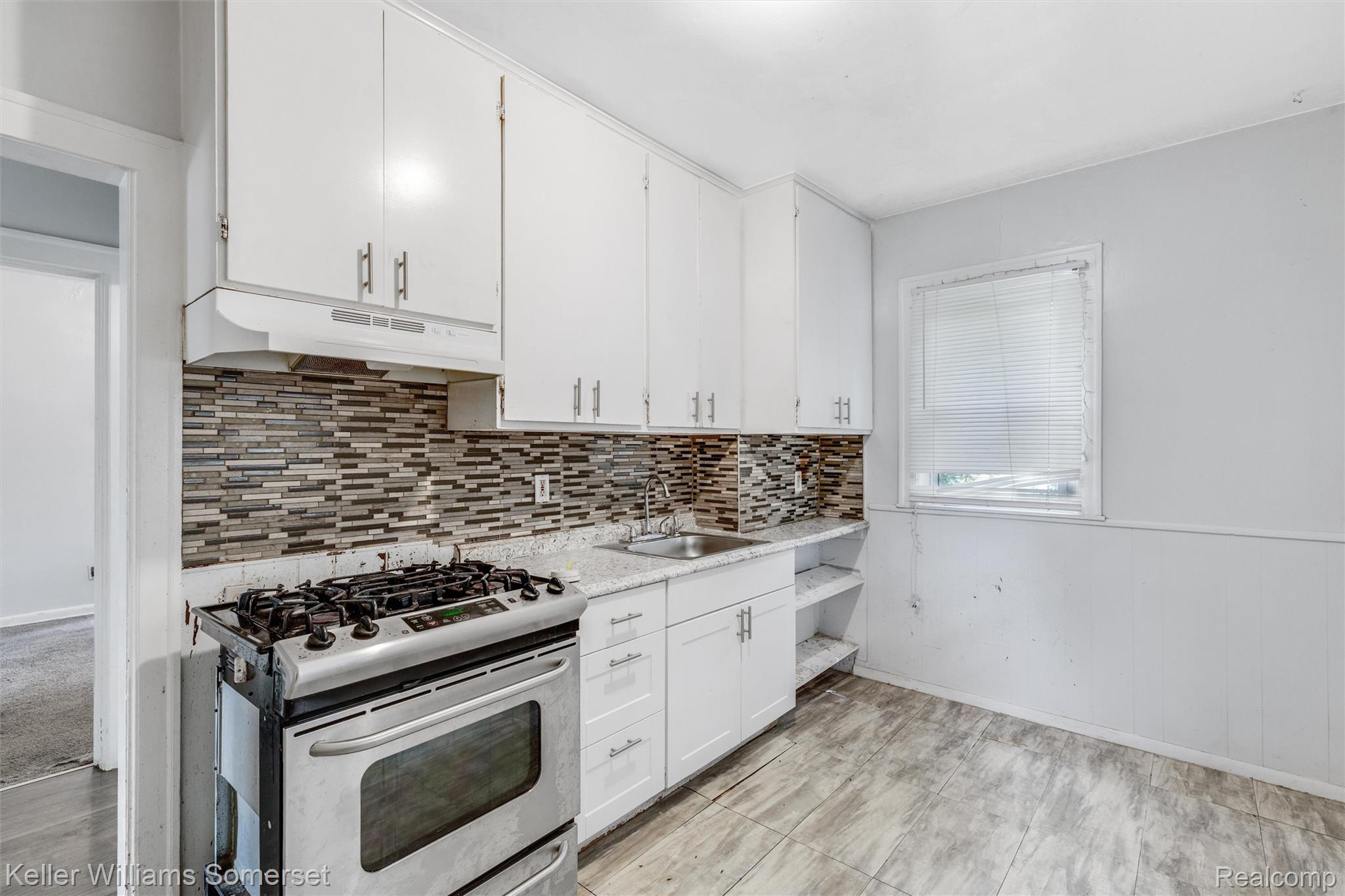 4275 8th Street Property Photo 9