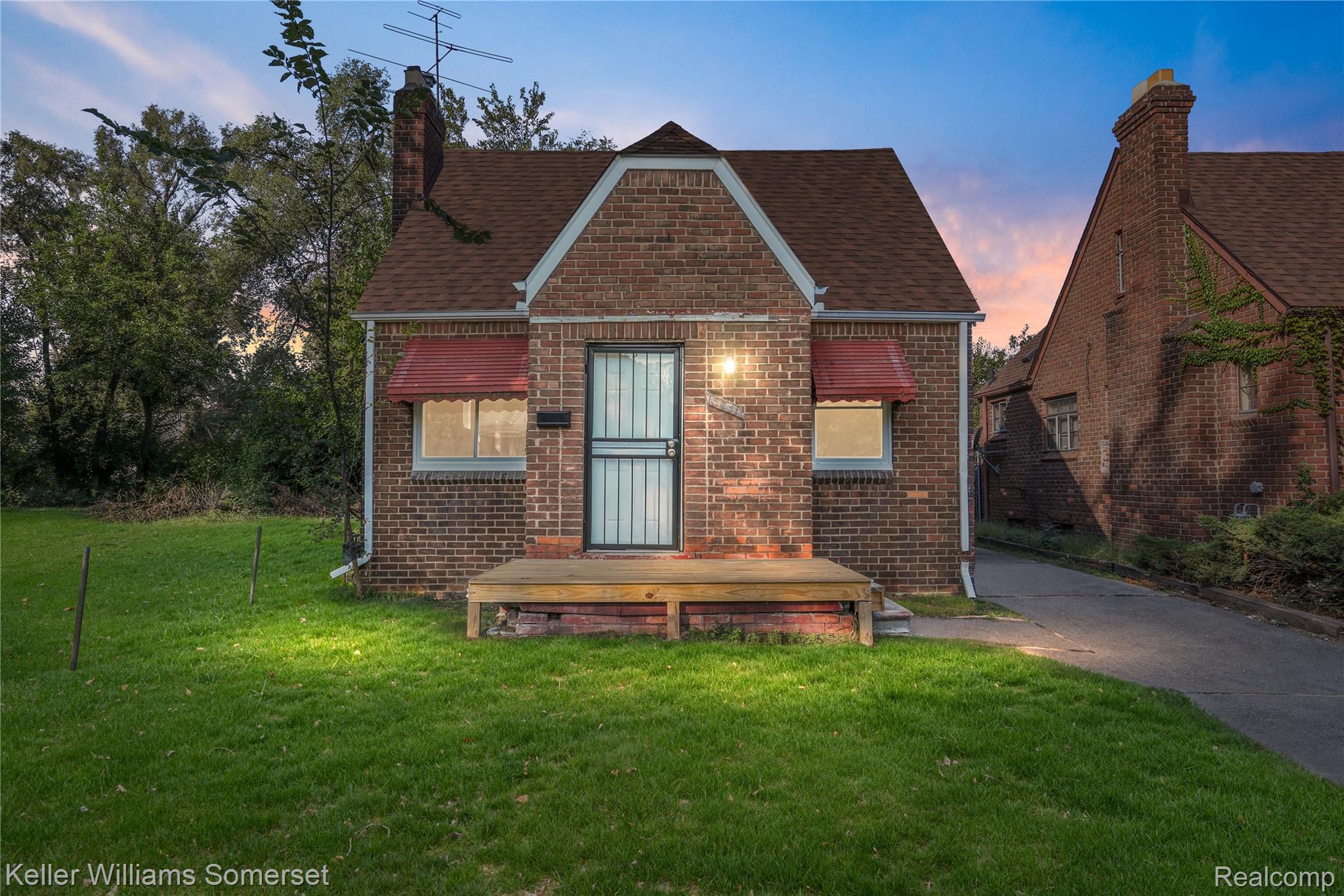 15431 Cruse Street Property Photo 1